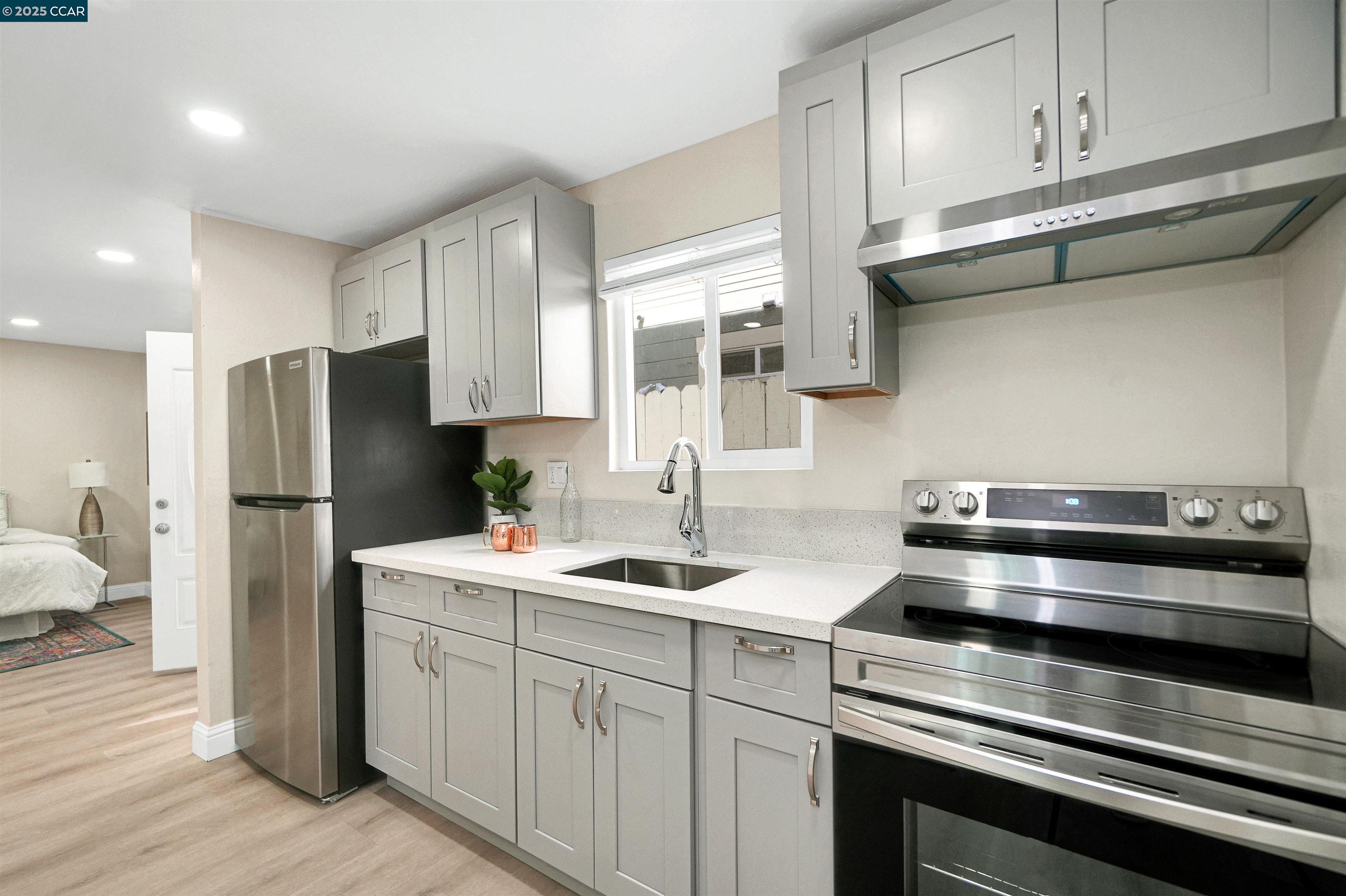 767 47Th St, Oakland, California 94609, 4 Bedrooms Bedrooms, 5 Rooms Rooms,3 BathroomsBathrooms,Residential,For Sale,767 47Th St,41103406