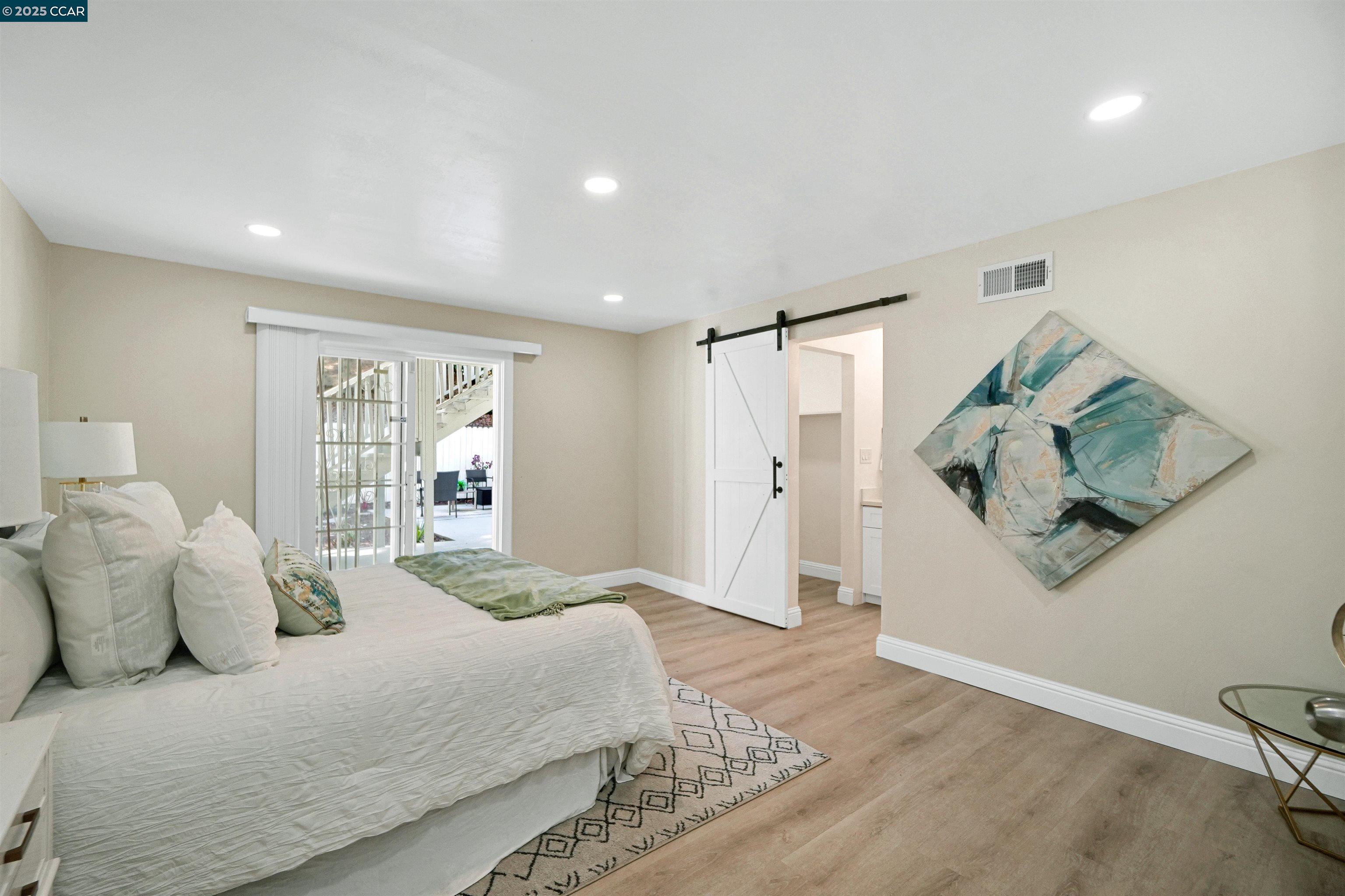 767 47Th St, Oakland, California 94609, 4 Bedrooms Bedrooms, 5 Rooms Rooms,3 BathroomsBathrooms,Residential,For Sale,767 47Th St,41103406
