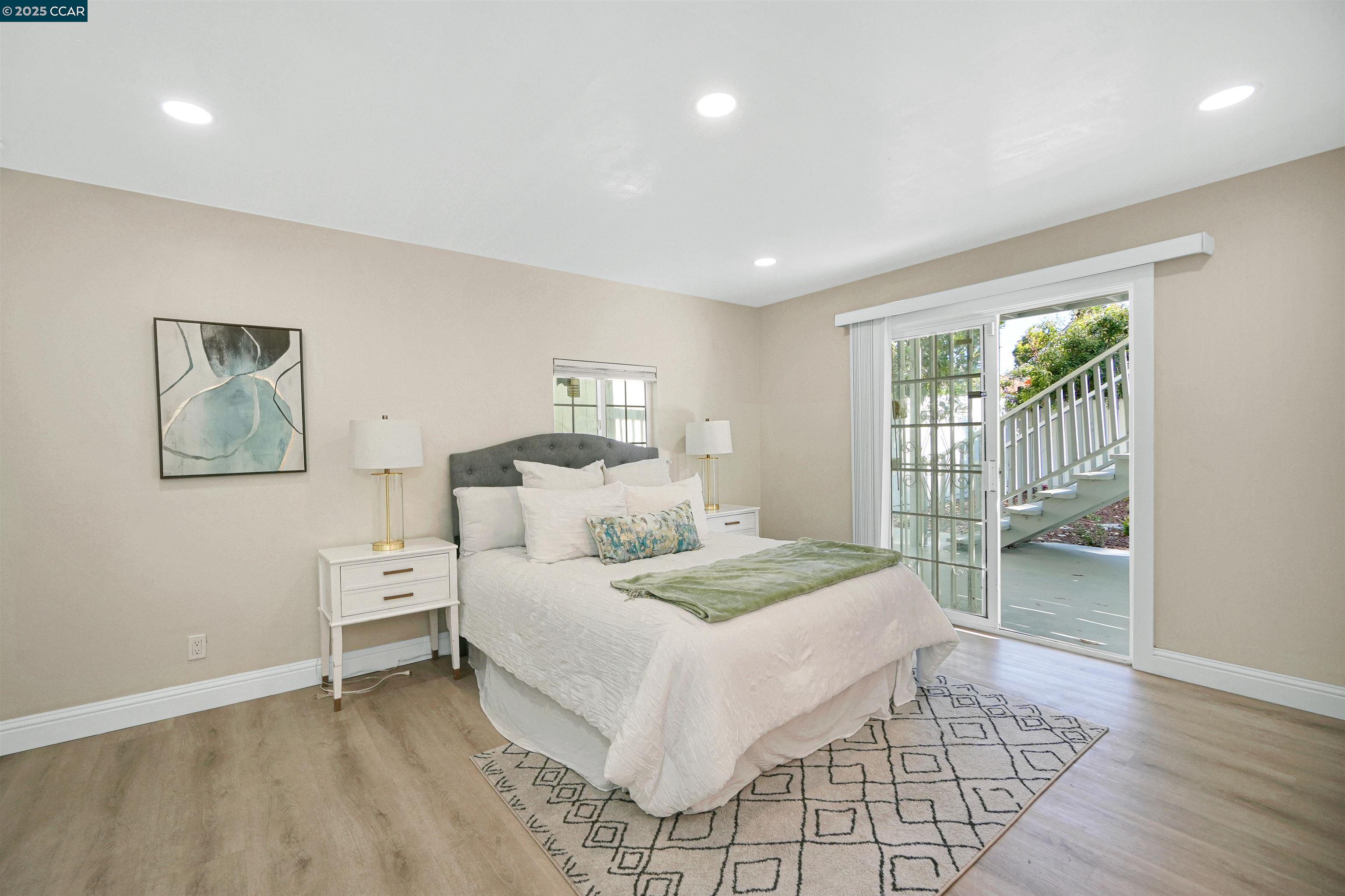 767 47Th St, Oakland, California 94609, 4 Bedrooms Bedrooms, 5 Rooms Rooms,3 BathroomsBathrooms,Residential,For Sale,767 47Th St,41103406