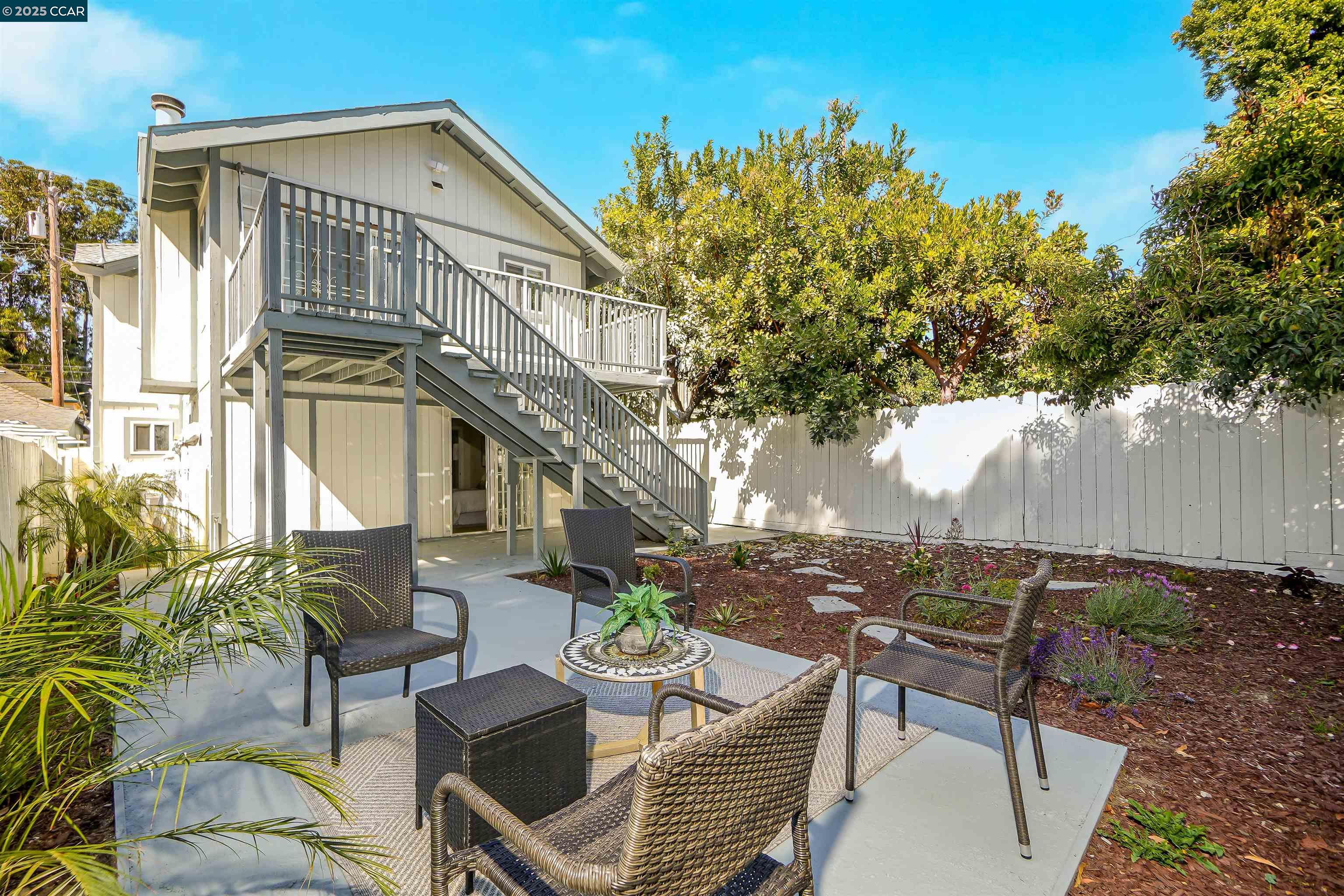 767 47Th St, Oakland, California 94609, 4 Bedrooms Bedrooms, 5 Rooms Rooms,3 BathroomsBathrooms,Residential,For Sale,767 47Th St,41103406