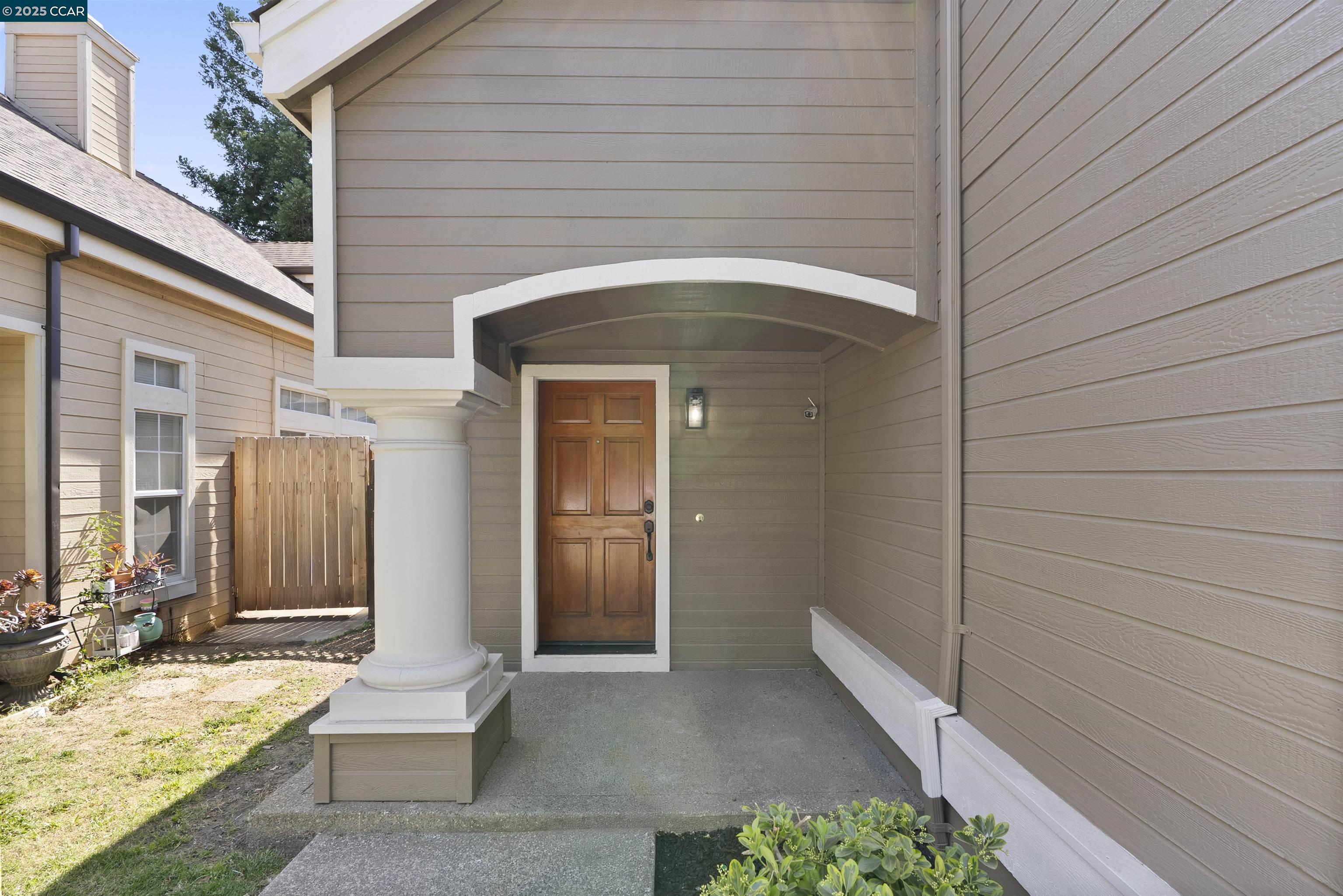 2726 Compton Parc Ln, Carmichael, California 95608, 3 Bedrooms Bedrooms, 6 Rooms Rooms,2 BathroomsBathrooms,Residential,For Sale,2726 Compton Parc Ln,41103407