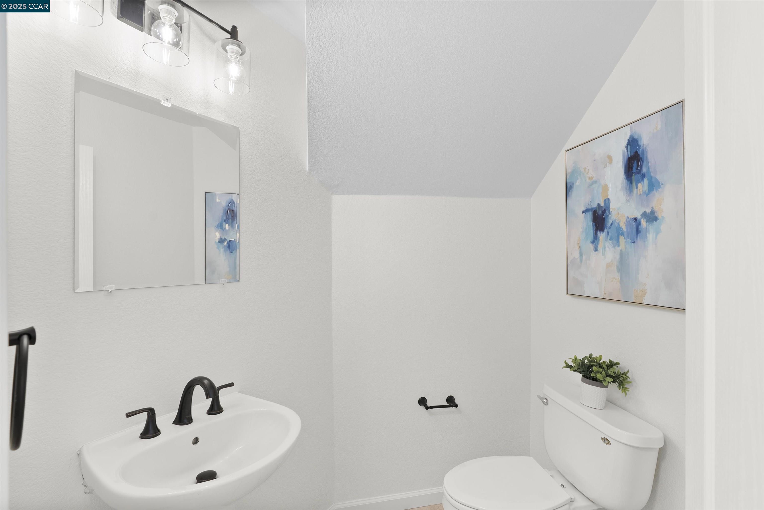2726 Compton Parc Ln, Carmichael, California 95608, 3 Bedrooms Bedrooms, 6 Rooms Rooms,2 BathroomsBathrooms,Residential,For Sale,2726 Compton Parc Ln,41103407