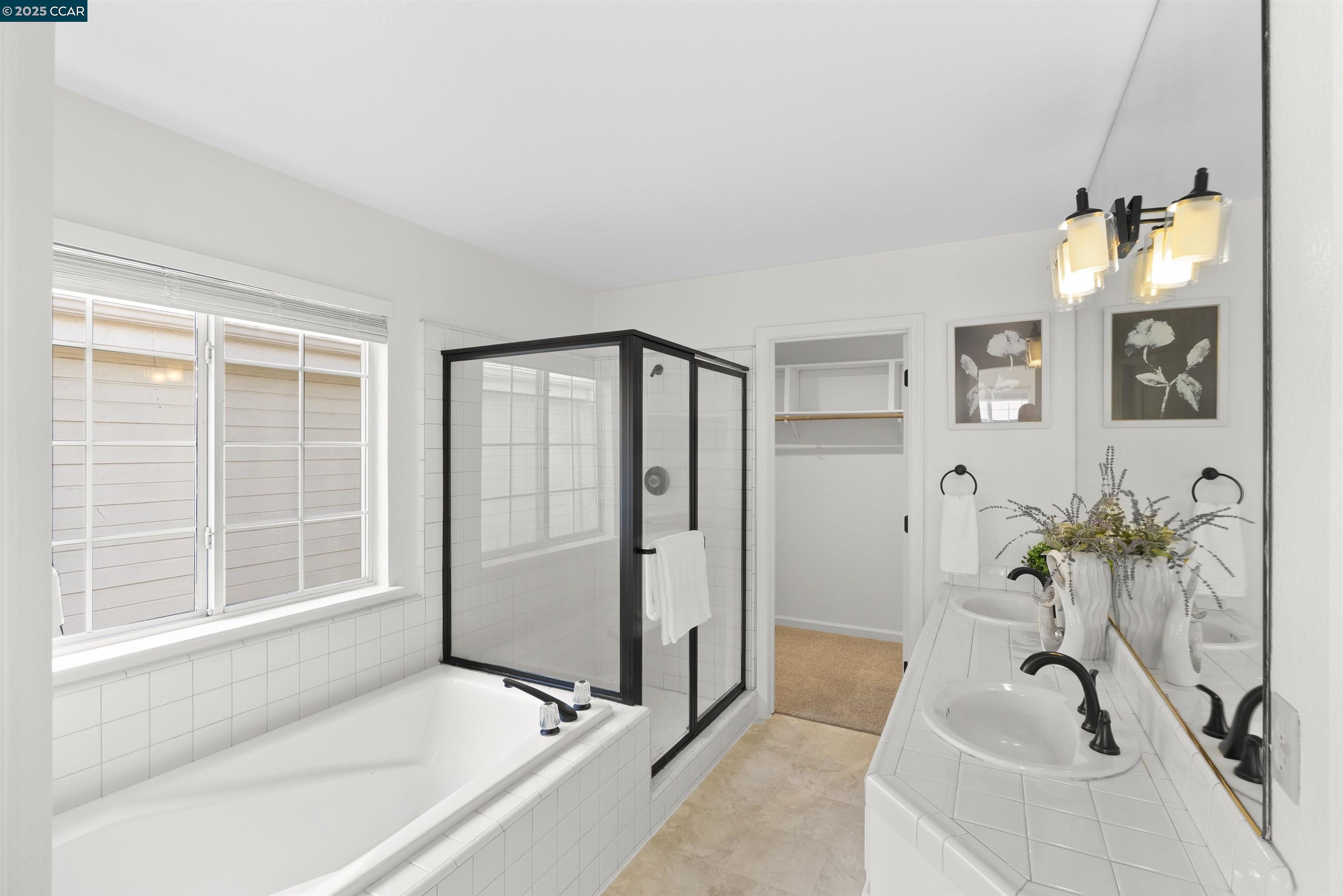 2726 Compton Parc Ln, Carmichael, California 95608, 3 Bedrooms Bedrooms, 6 Rooms Rooms,2 BathroomsBathrooms,Residential,For Sale,2726 Compton Parc Ln,41103407