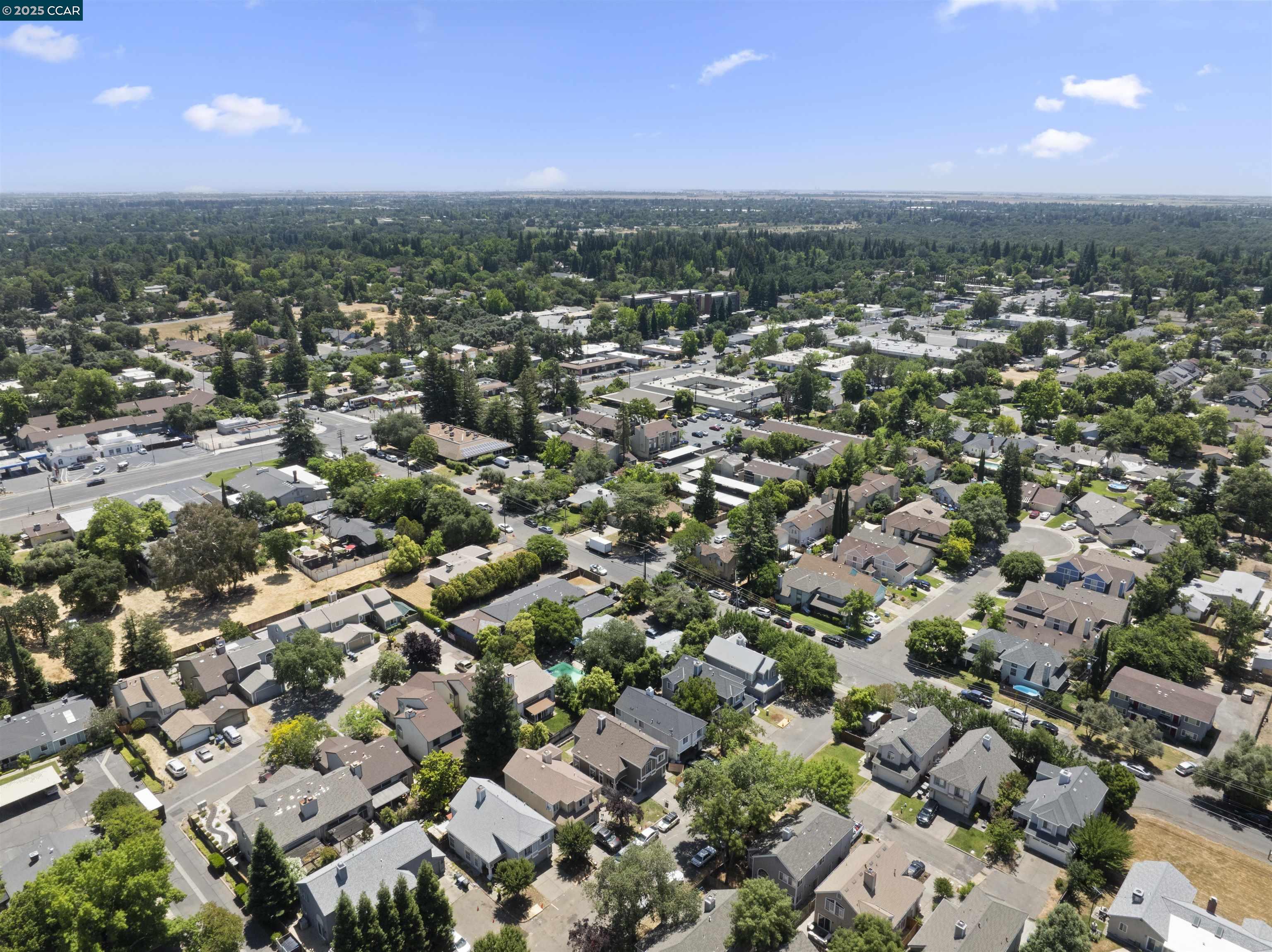 2726 Compton Parc Ln, Carmichael, California 95608, 3 Bedrooms Bedrooms, 6 Rooms Rooms,2 BathroomsBathrooms,Residential,For Sale,2726 Compton Parc Ln,41103407