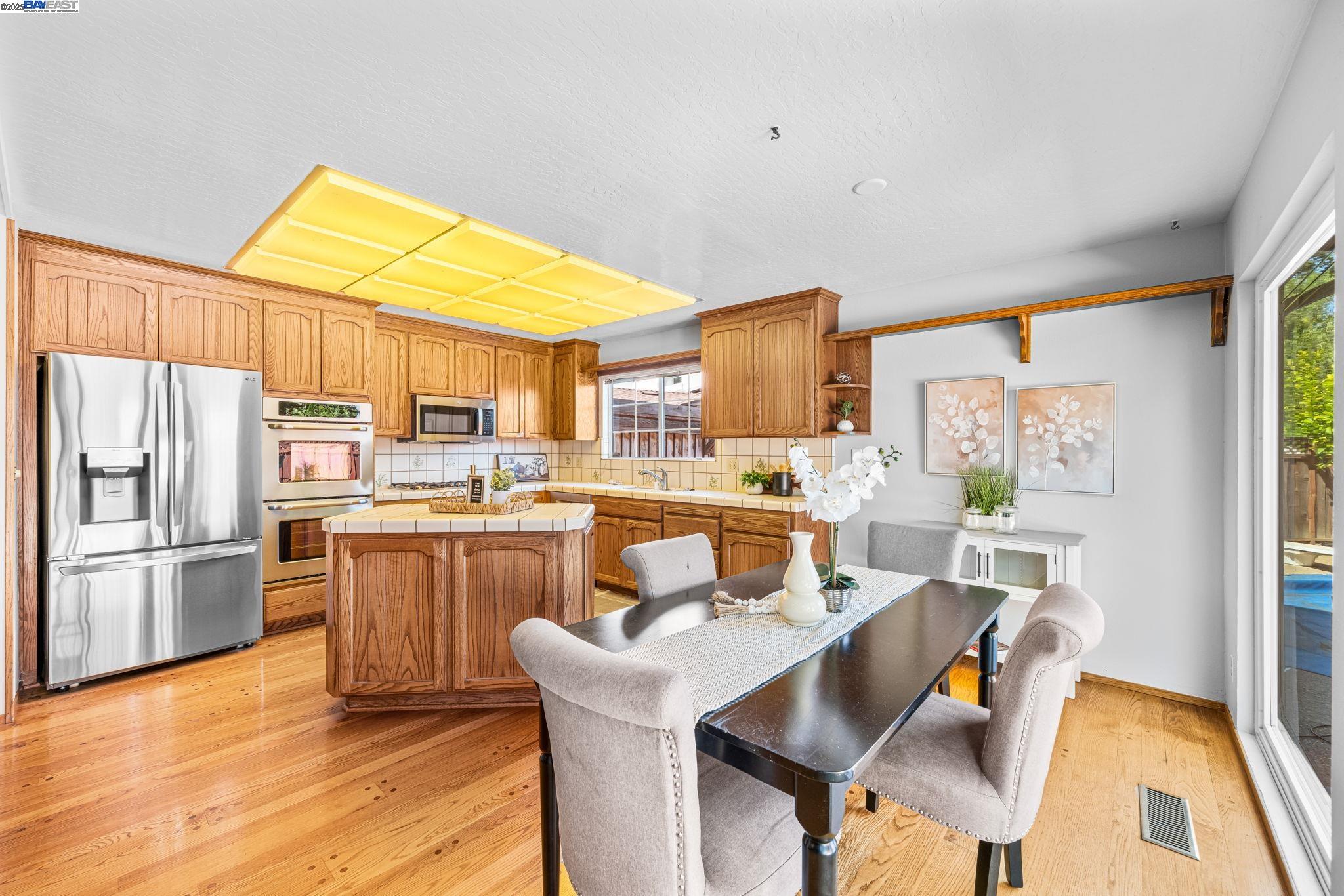 36092 Blair Pl, Fremont, California 94536, 5 Bedrooms Bedrooms, 10 Rooms Rooms,3 BathroomsBathrooms,Residential,For Sale,36092 Blair Pl,41103408