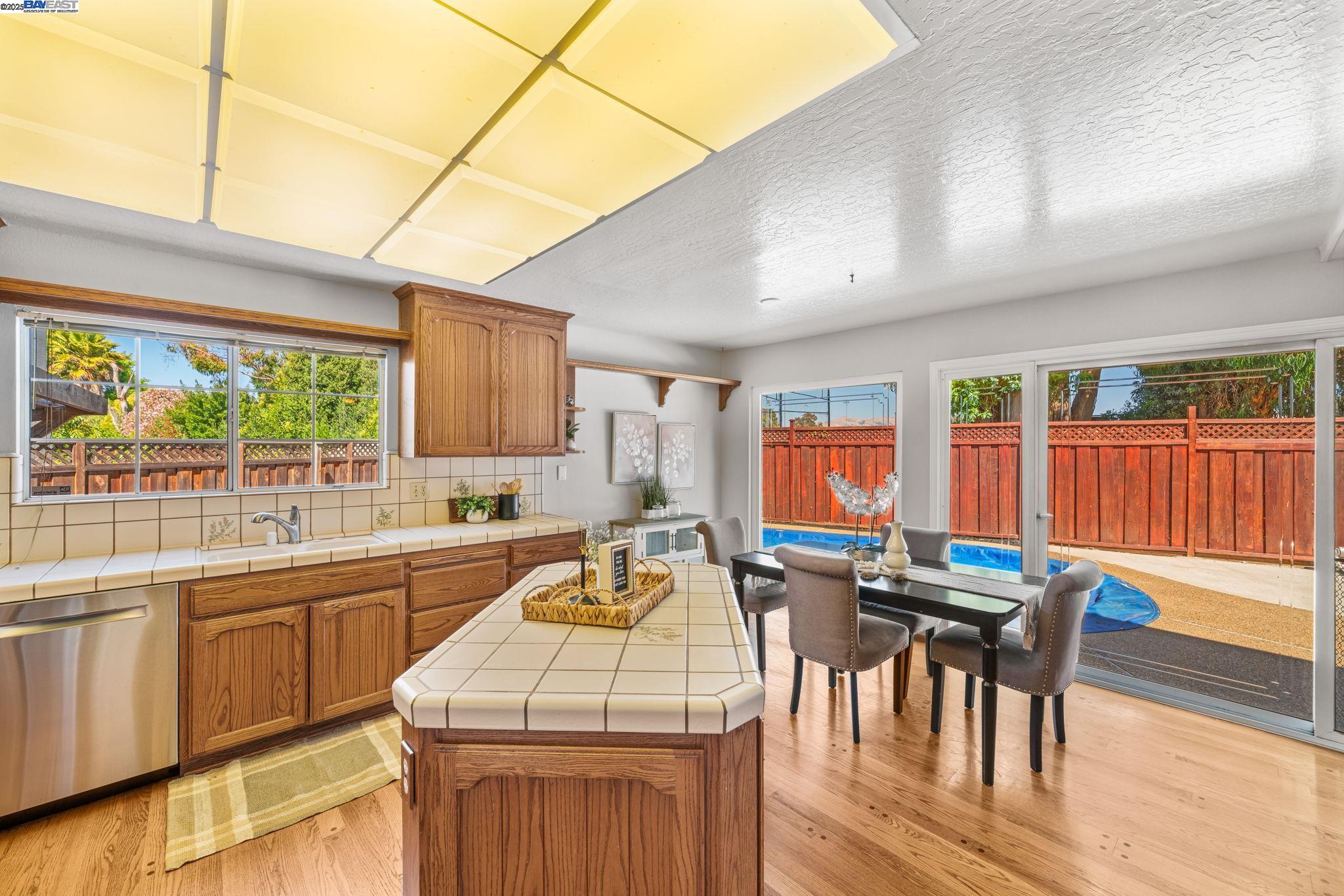 36092 Blair Pl, Fremont, California 94536, 5 Bedrooms Bedrooms, 10 Rooms Rooms,3 BathroomsBathrooms,Residential,For Sale,36092 Blair Pl,41103408