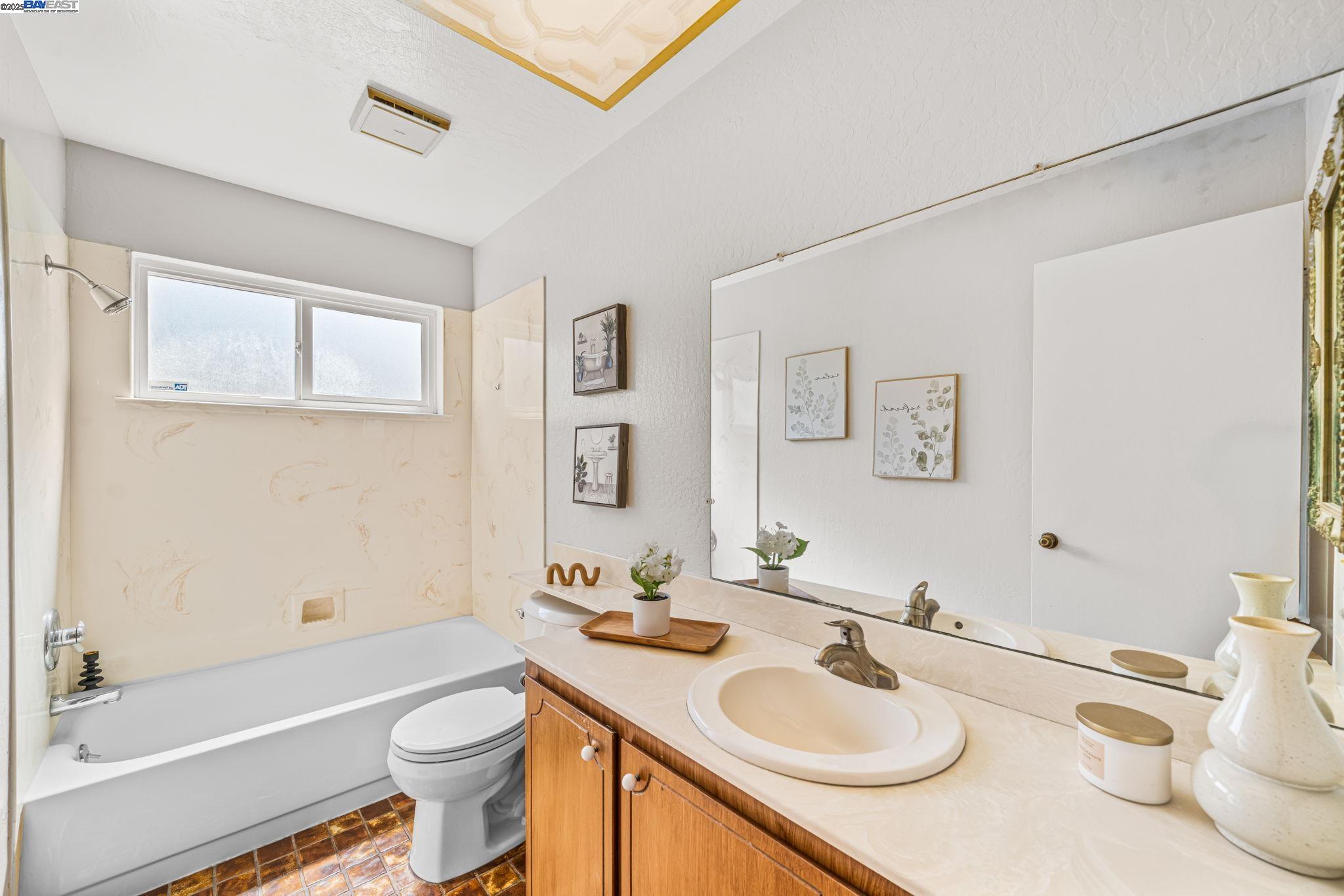 36092 Blair Pl, Fremont, California 94536, 5 Bedrooms Bedrooms, 10 Rooms Rooms,3 BathroomsBathrooms,Residential,For Sale,36092 Blair Pl,41103408