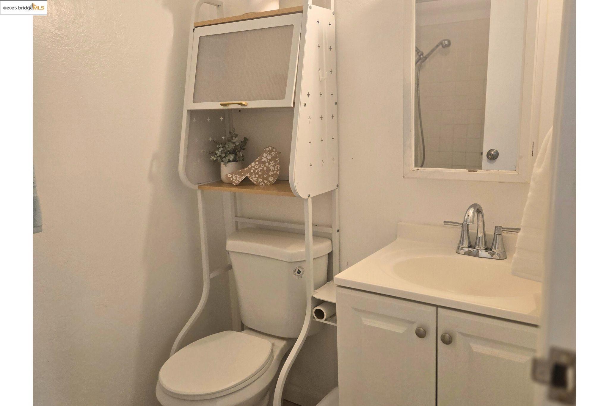 2036 Sierra Rd # 2, Concord, California 94518, 3 Bedrooms Bedrooms, 6 Rooms Rooms,2 BathroomsBathrooms,Residential,For Sale,2036 Sierra Rd # 2,41103411