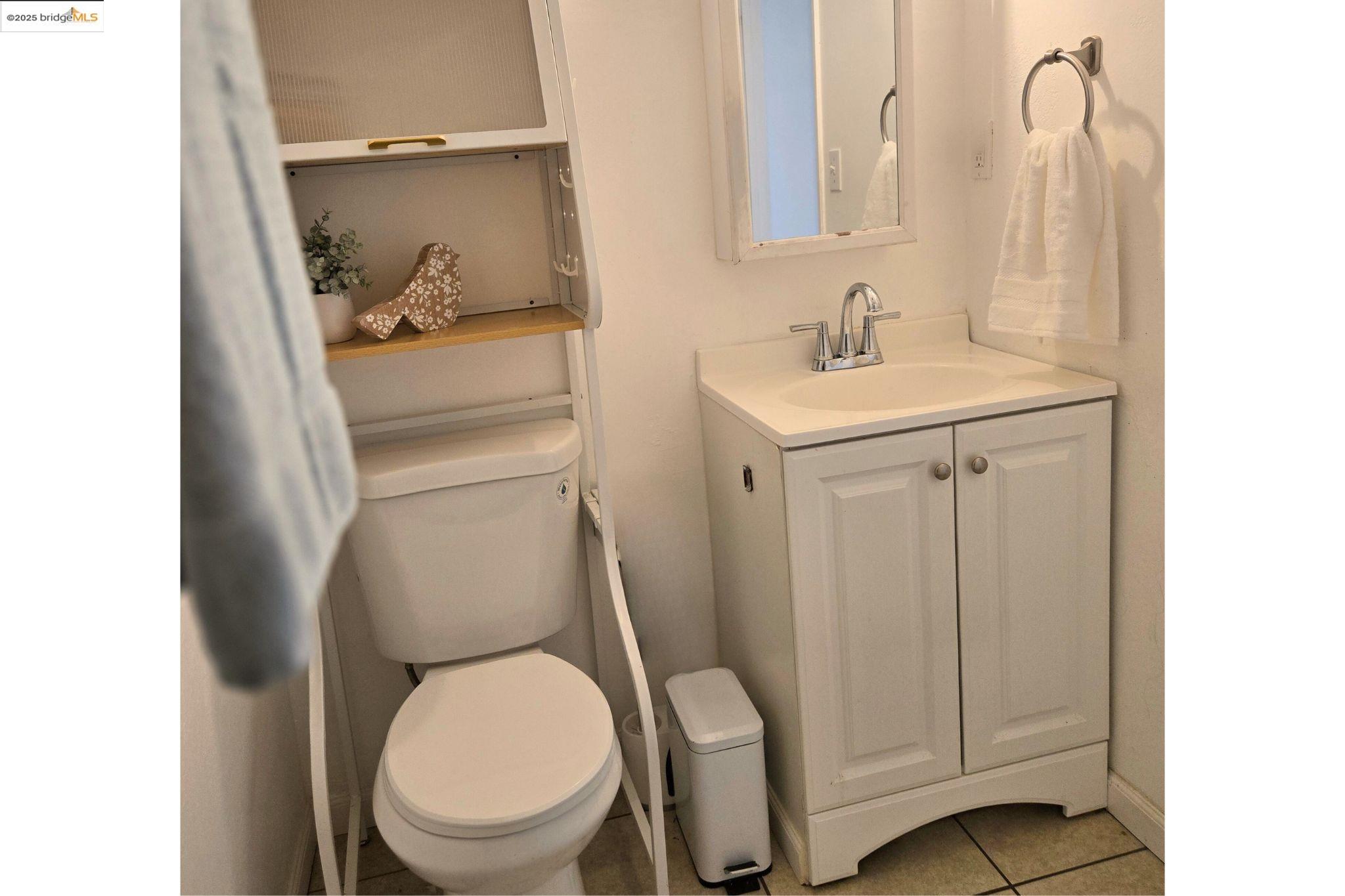 2036 Sierra Rd # 2, Concord, California 94518, 3 Bedrooms Bedrooms, 6 Rooms Rooms,2 BathroomsBathrooms,Residential,For Sale,2036 Sierra Rd # 2,41103411