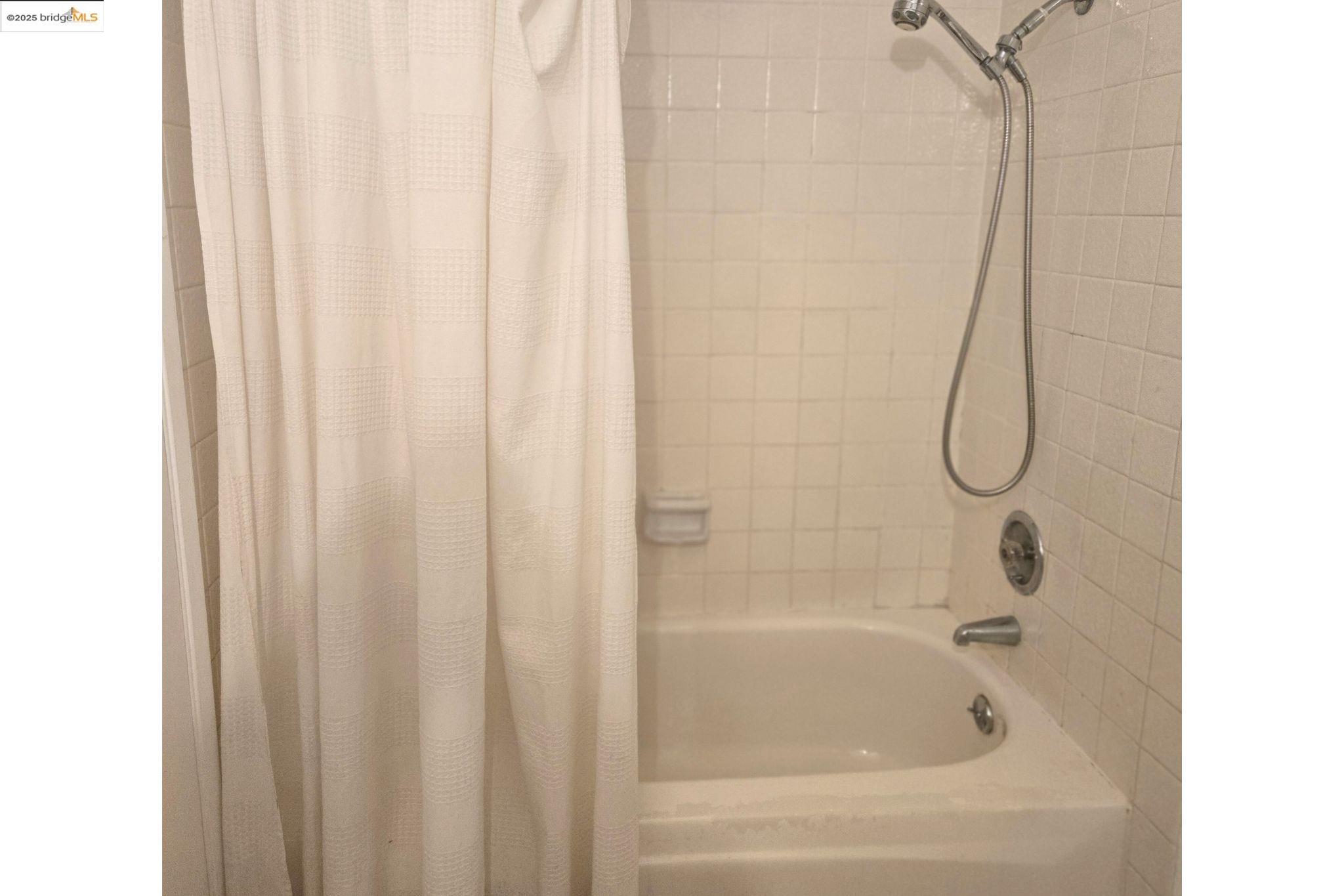 2036 Sierra Rd # 2, Concord, California 94518, 3 Bedrooms Bedrooms, 6 Rooms Rooms,2 BathroomsBathrooms,Residential,For Sale,2036 Sierra Rd # 2,41103411
