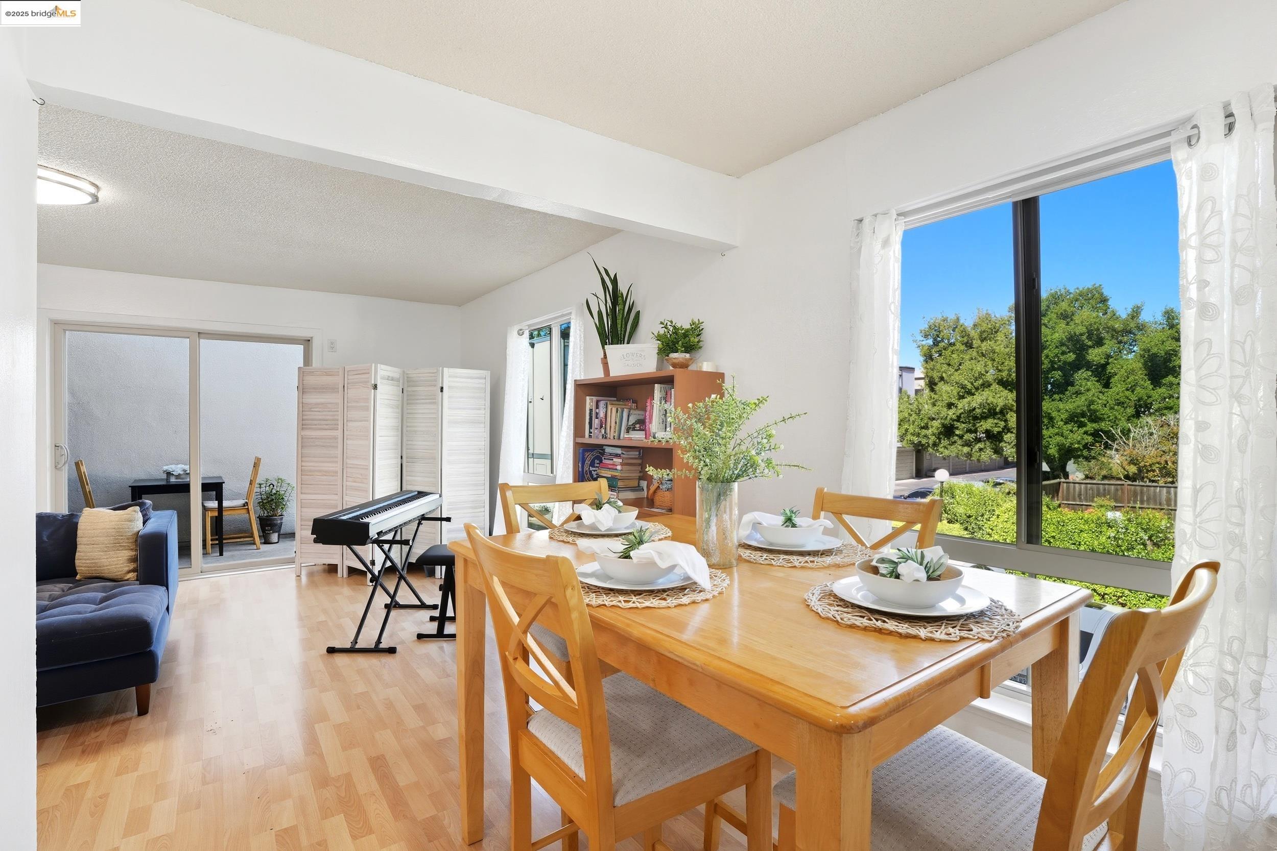 Photo #9: 41103411 Listing: Photo #9