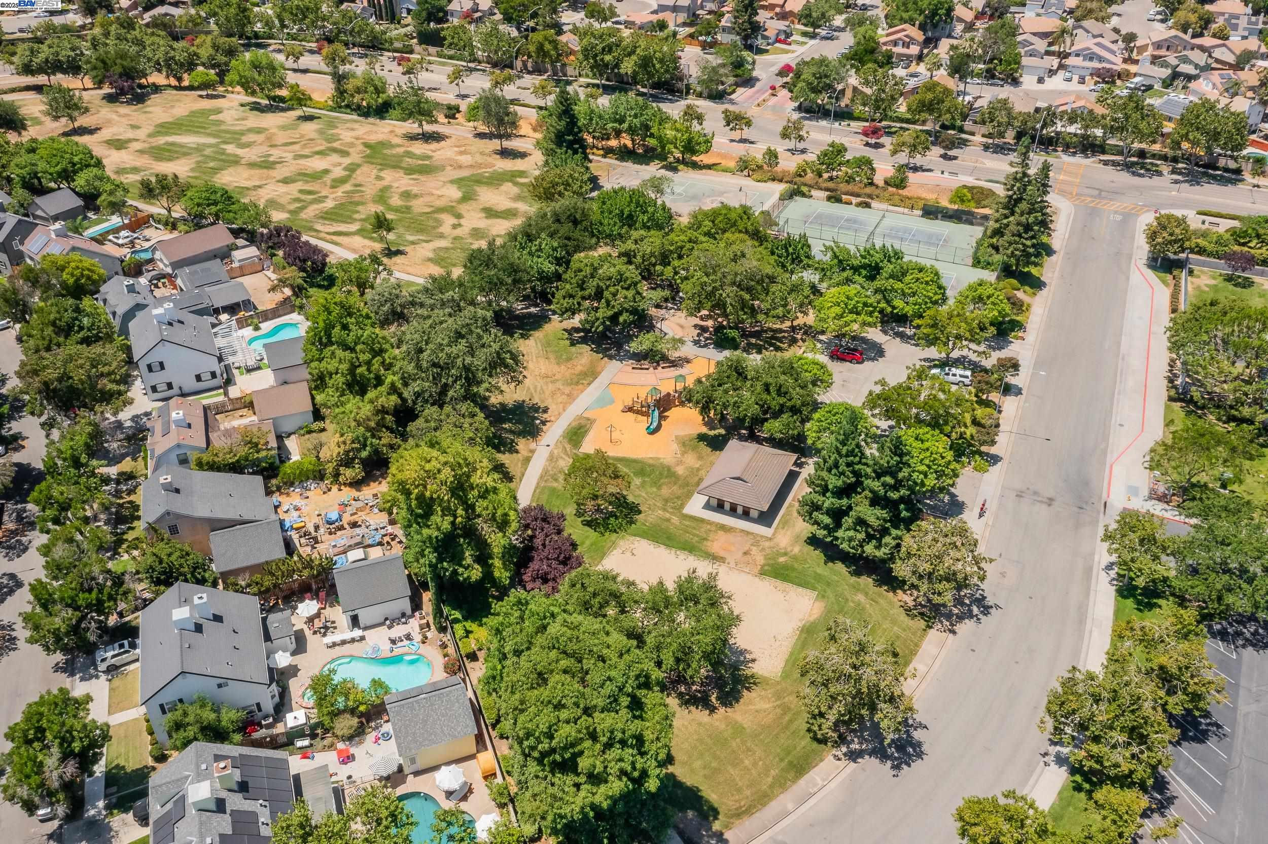 Detail Gallery Image 34 of 34 For 785 Shelborne Dr, Tracy,  CA 95377 - 3 Beds | 2/1 Baths