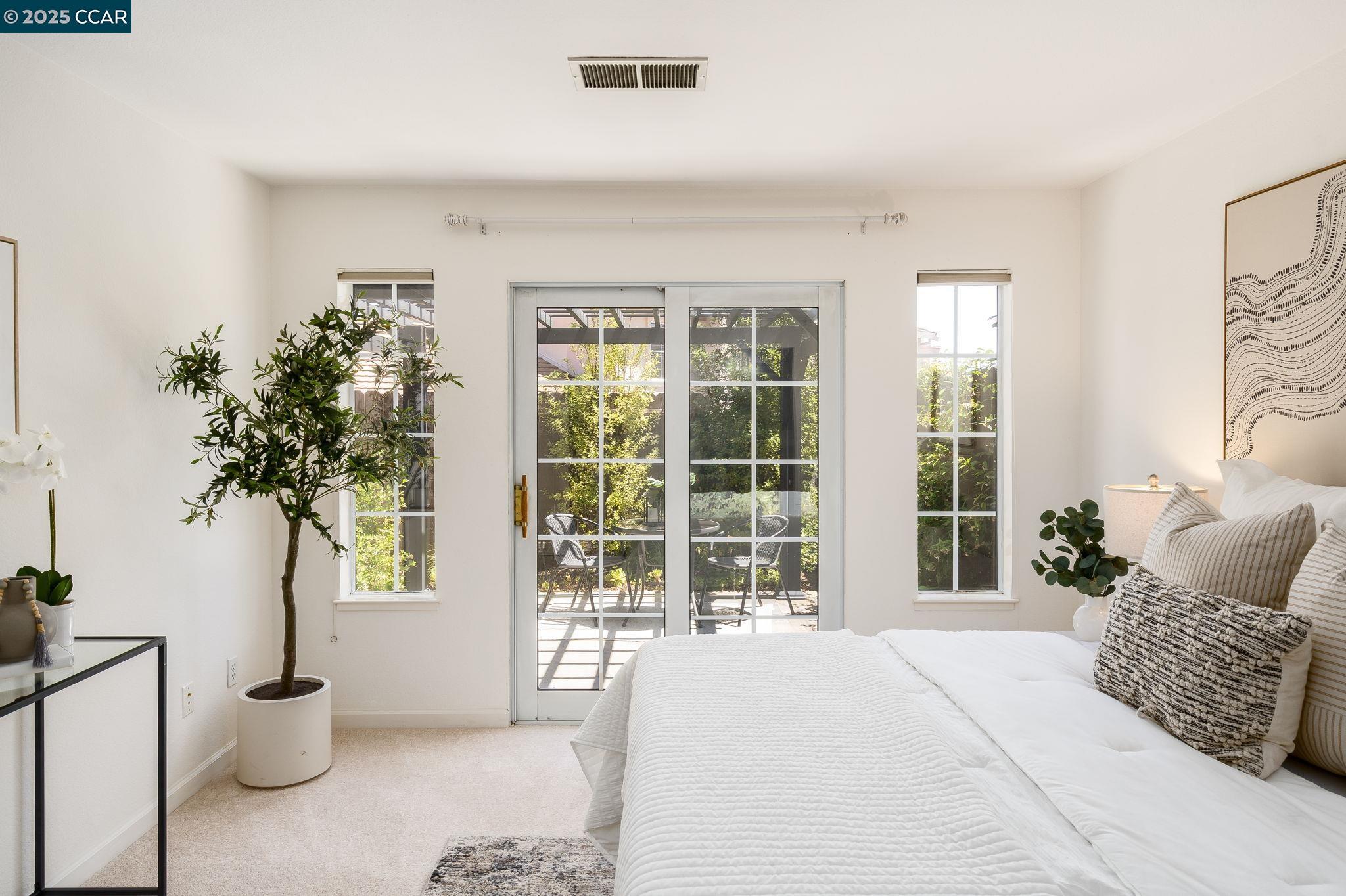 Detail Gallery Image 21 of 60 For 302 Columbia Cir, Benicia,  CA 94510 - 2 Beds | 2 Baths