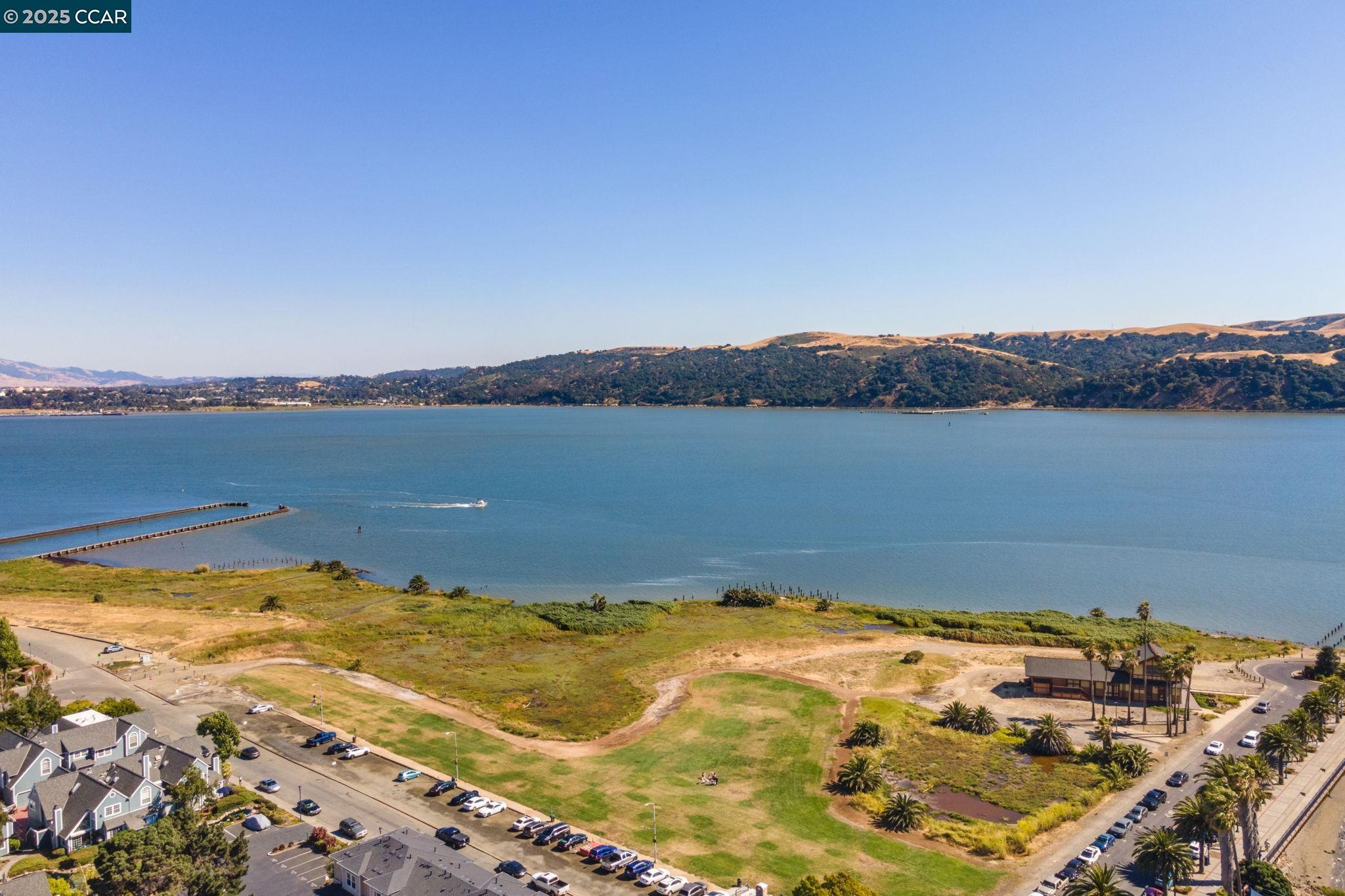 Detail Gallery Image 51 of 60 For 302 Columbia Cir, Benicia,  CA 94510 - 2 Beds | 2 Baths