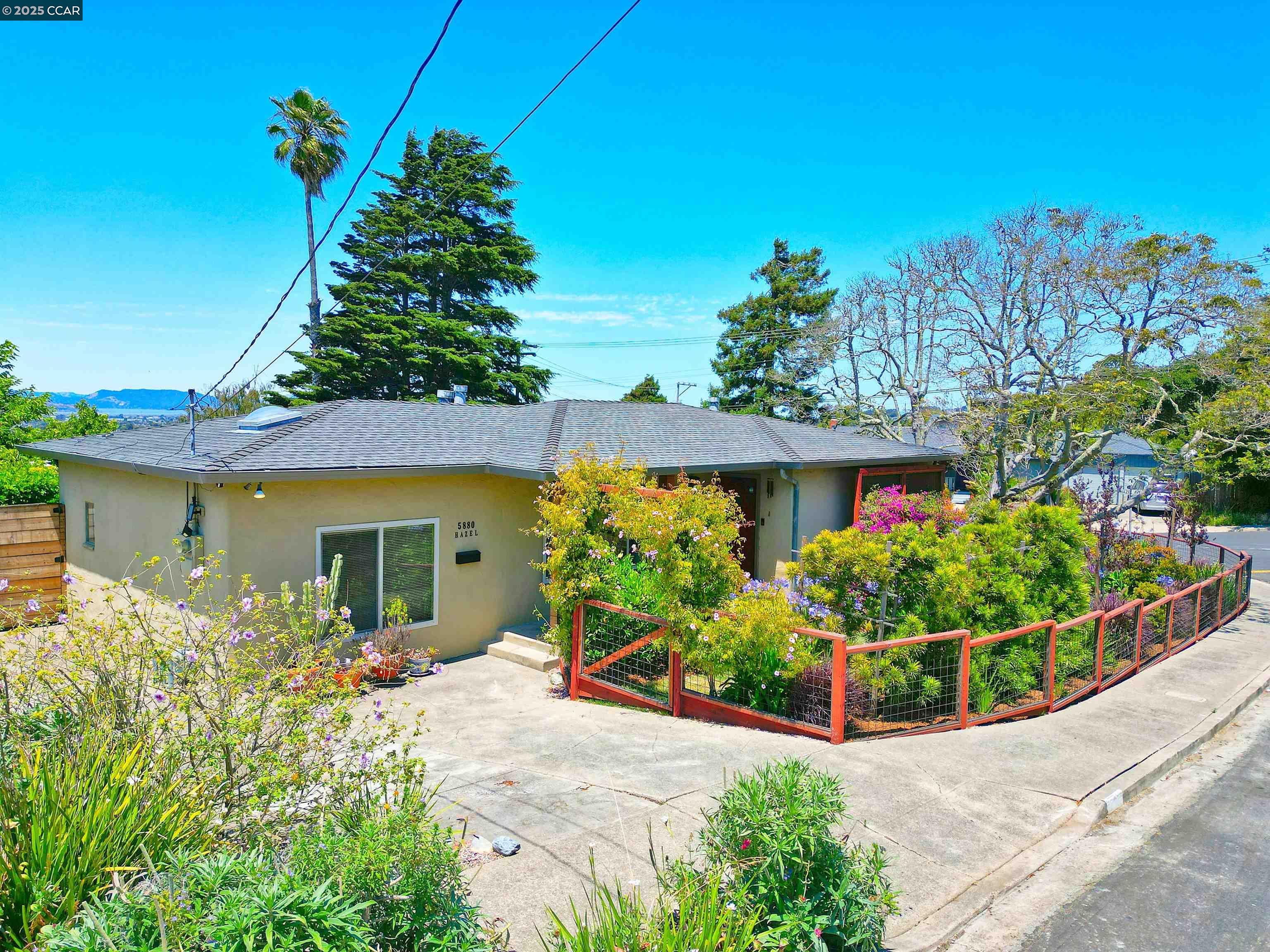 5880 Hazel Ave, Richmond, California 94805, 2 Bedrooms Bedrooms, 7 Rooms Rooms,1 BathroomBathrooms,Residential,For Sale,5880 Hazel Ave,41103418