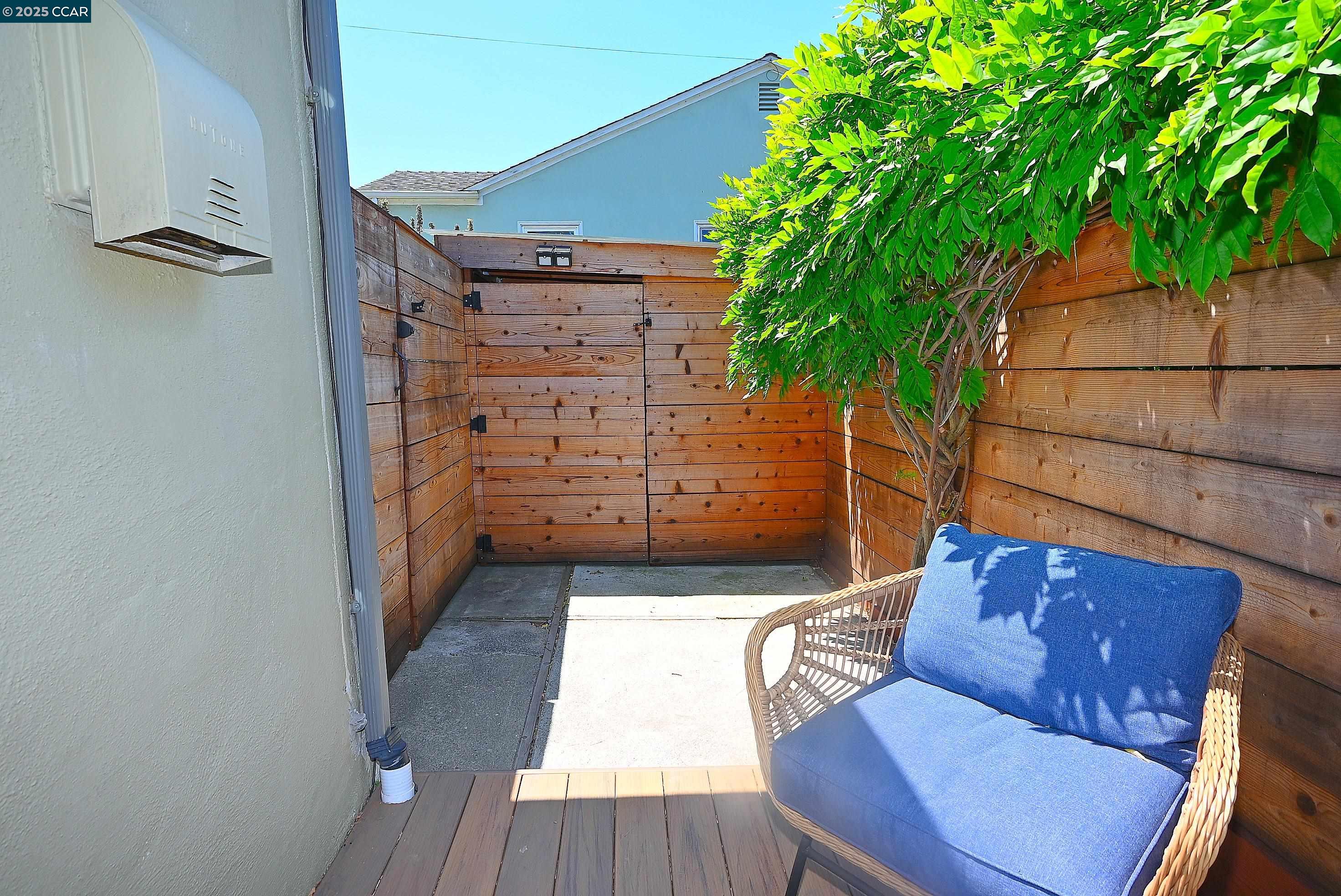 5880 Hazel Ave, Richmond, California 94805, 2 Bedrooms Bedrooms, 7 Rooms Rooms,1 BathroomBathrooms,Residential,For Sale,5880 Hazel Ave,41103418