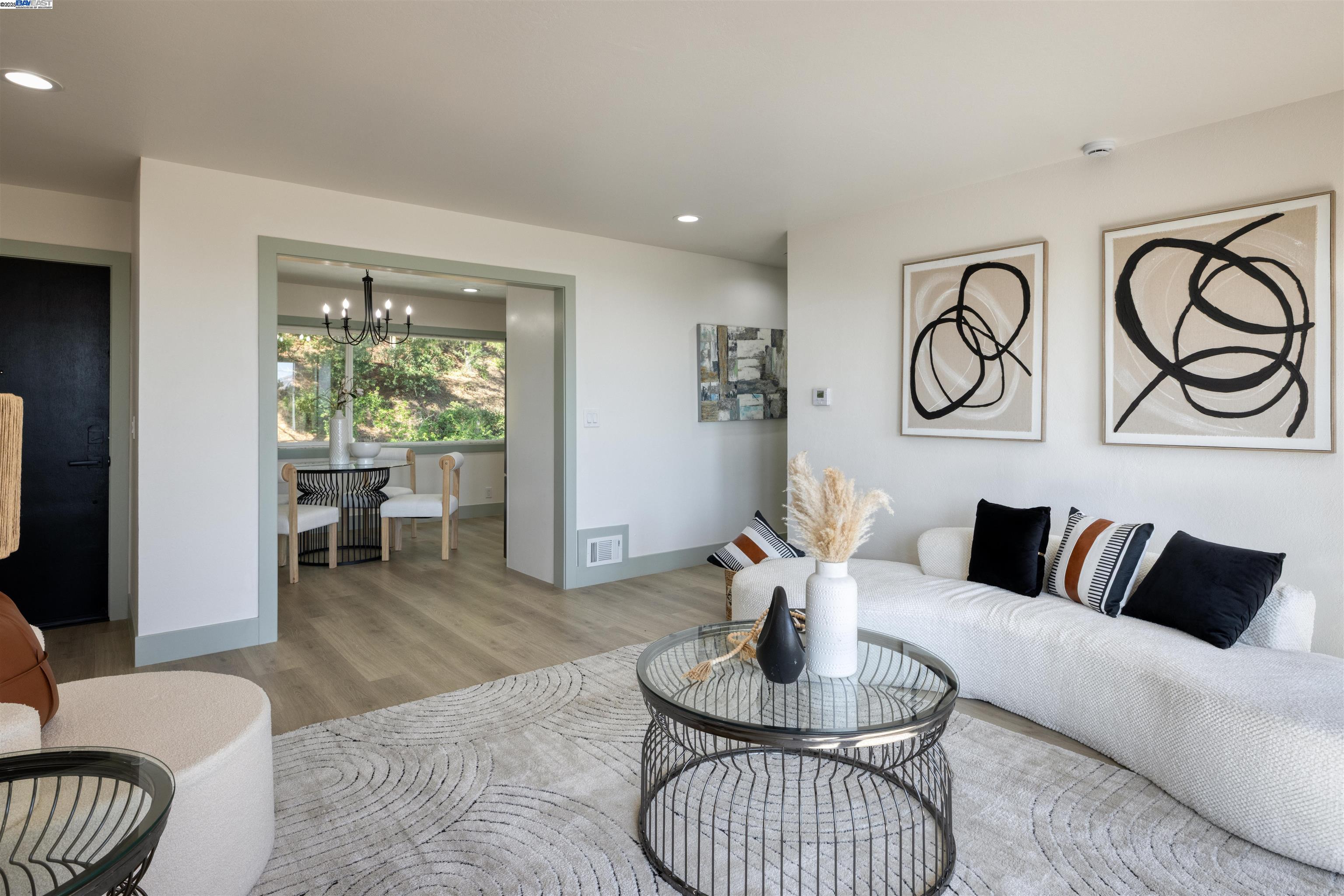 131 Fernwood Dr, San Bruno, California 94066, 3 Bedrooms Bedrooms, 5 Rooms Rooms,2 BathroomsBathrooms,Residential,For Sale,131 Fernwood Dr,41103420