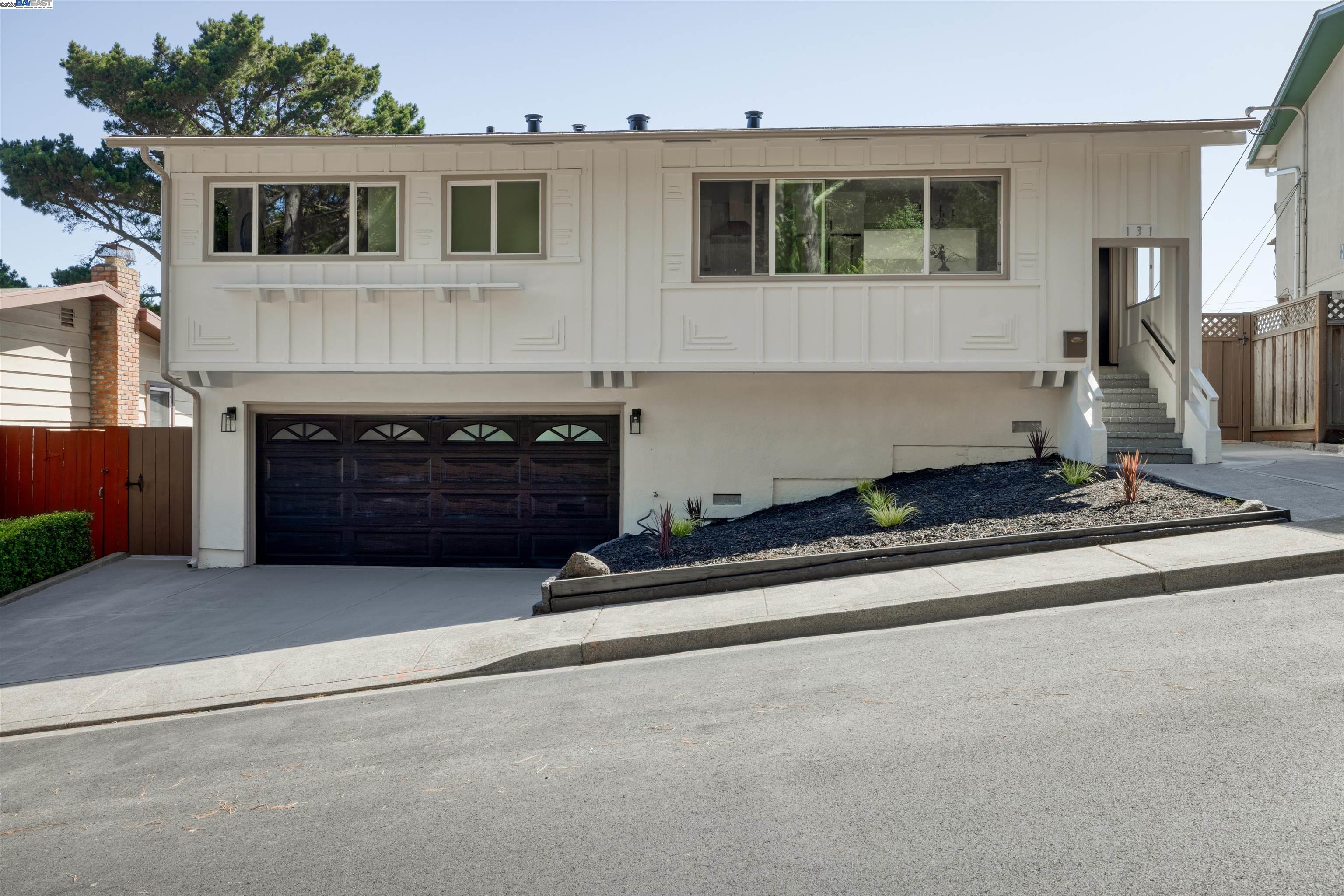 131 Fernwood Dr, San Bruno, California 94066, 3 Bedrooms Bedrooms, 5 Rooms Rooms,2 BathroomsBathrooms,Residential,For Sale,131 Fernwood Dr,41103420