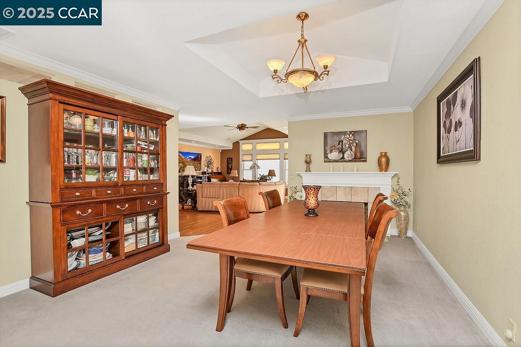 Detail Gallery Image 5 of 32 For 9757 Davona Dr, San Ramon,  CA 94583 - 4 Beds | 2 Baths