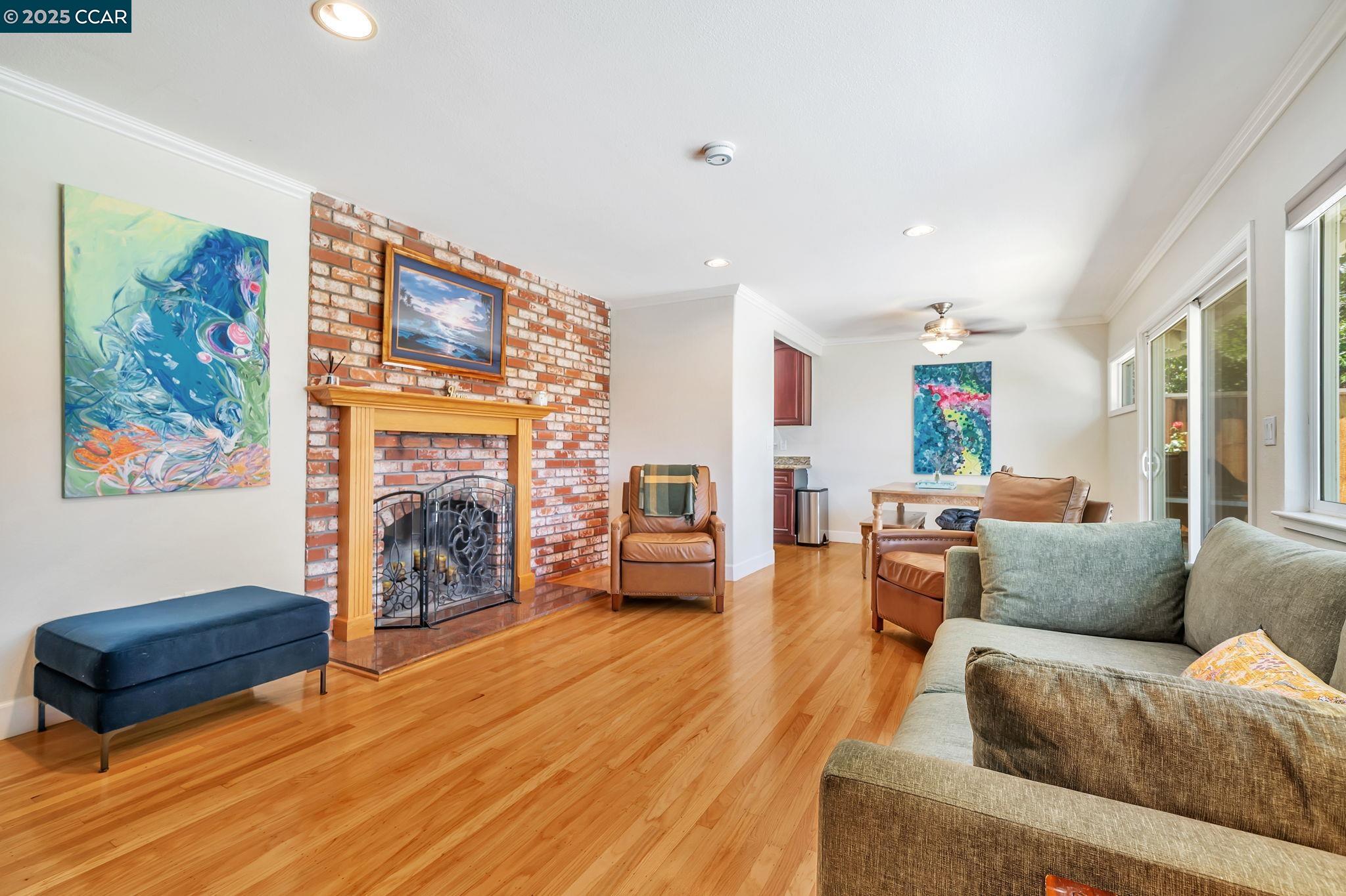 819 Wall St, Livermore, California 94550, 4 Bedrooms Bedrooms, 7 Rooms Rooms,2 BathroomsBathrooms,Residential,For Sale,819 Wall St,41103422