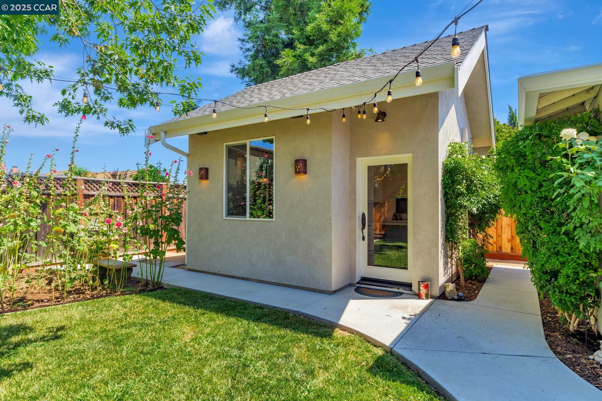 819 Wall St, Livermore, California 94550, 4 Bedrooms Bedrooms, 7 Rooms Rooms,2 BathroomsBathrooms,Residential,For Sale,819 Wall St,41103422