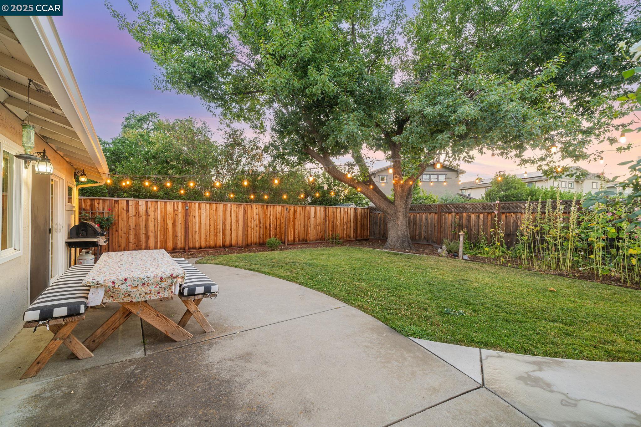 819 Wall St, Livermore, California 94550, 4 Bedrooms Bedrooms, 7 Rooms Rooms,2 BathroomsBathrooms,Residential,For Sale,819 Wall St,41103422