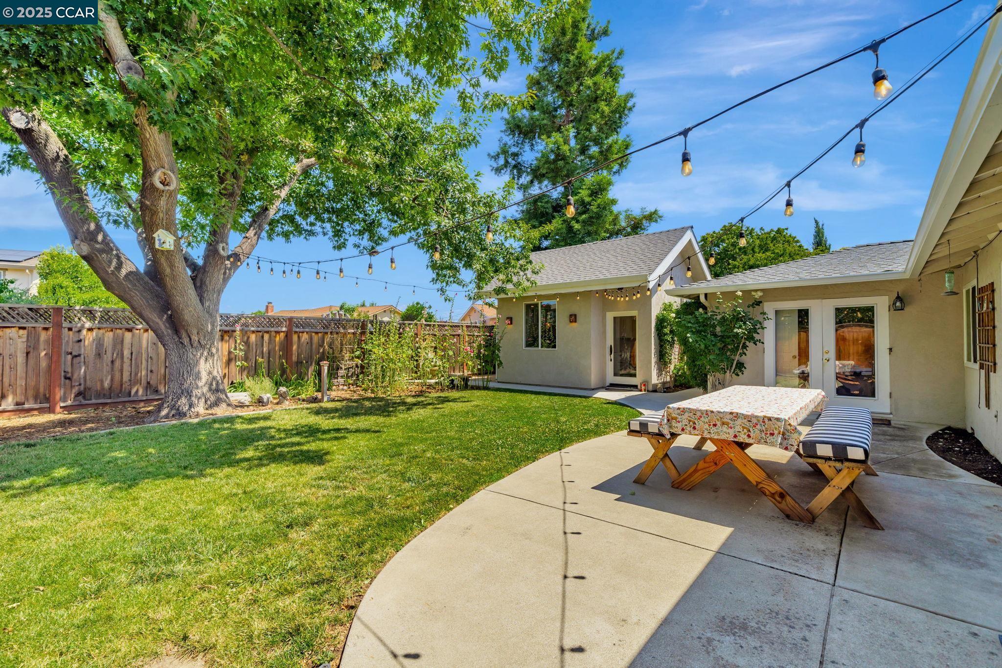 819 Wall St, Livermore, California 94550, 4 Bedrooms Bedrooms, 7 Rooms Rooms,2 BathroomsBathrooms,Residential,For Sale,819 Wall St,41103422