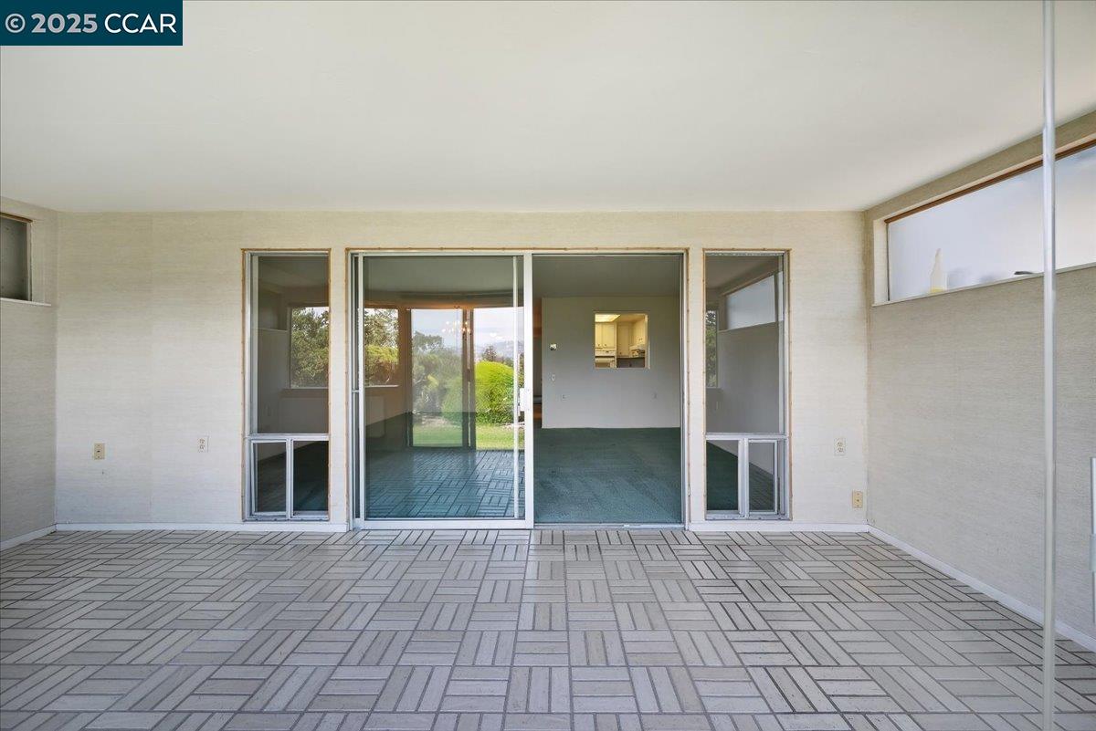 1429 Skycrest Dr # 3, Walnut Creek, California 94595, 3 Bedrooms Bedrooms, 6 Rooms Rooms,2 BathroomsBathrooms,Residential,For Sale,1429 Skycrest Dr # 3,41103423