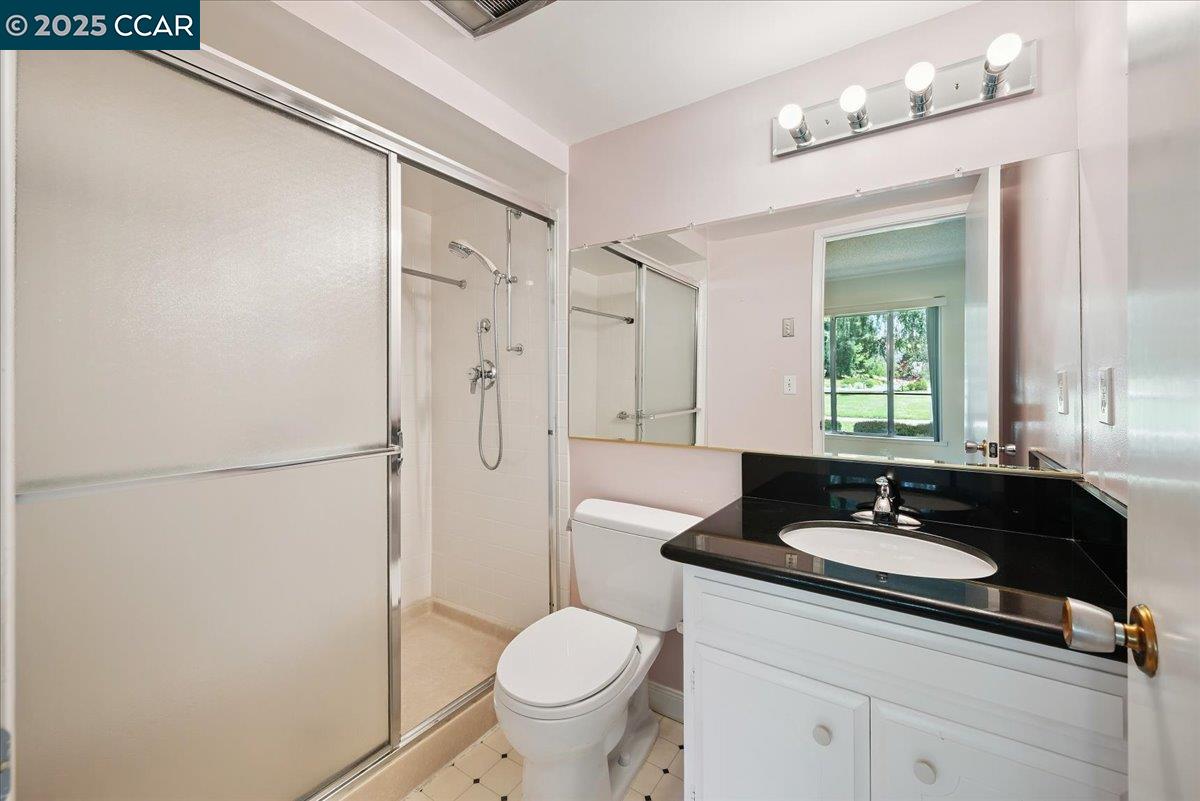 1429 Skycrest Dr # 3, Walnut Creek, California 94595, 3 Bedrooms Bedrooms, 6 Rooms Rooms,2 BathroomsBathrooms,Residential,For Sale,1429 Skycrest Dr # 3,41103423