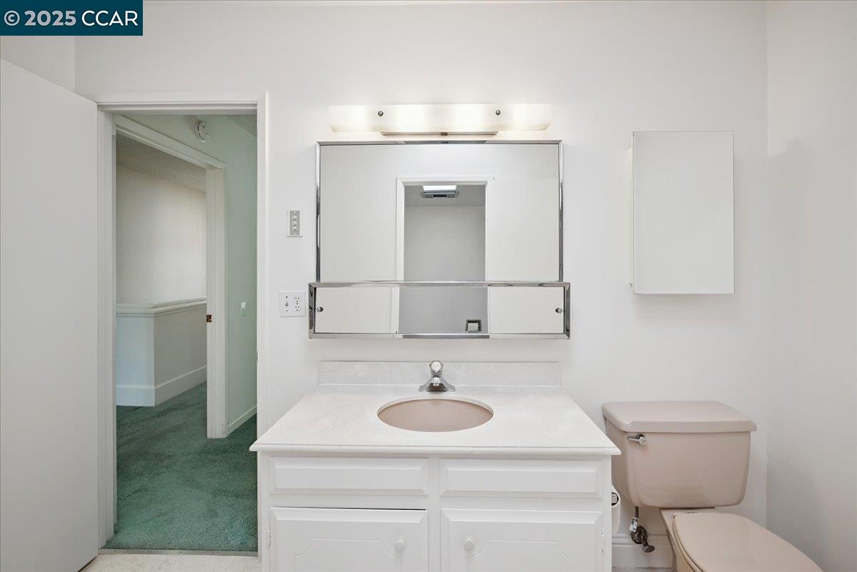 1429 Skycrest Dr # 3, Walnut Creek, California 94595, 3 Bedrooms Bedrooms, 6 Rooms Rooms,2 BathroomsBathrooms,Residential,For Sale,1429 Skycrest Dr # 3,41103423
