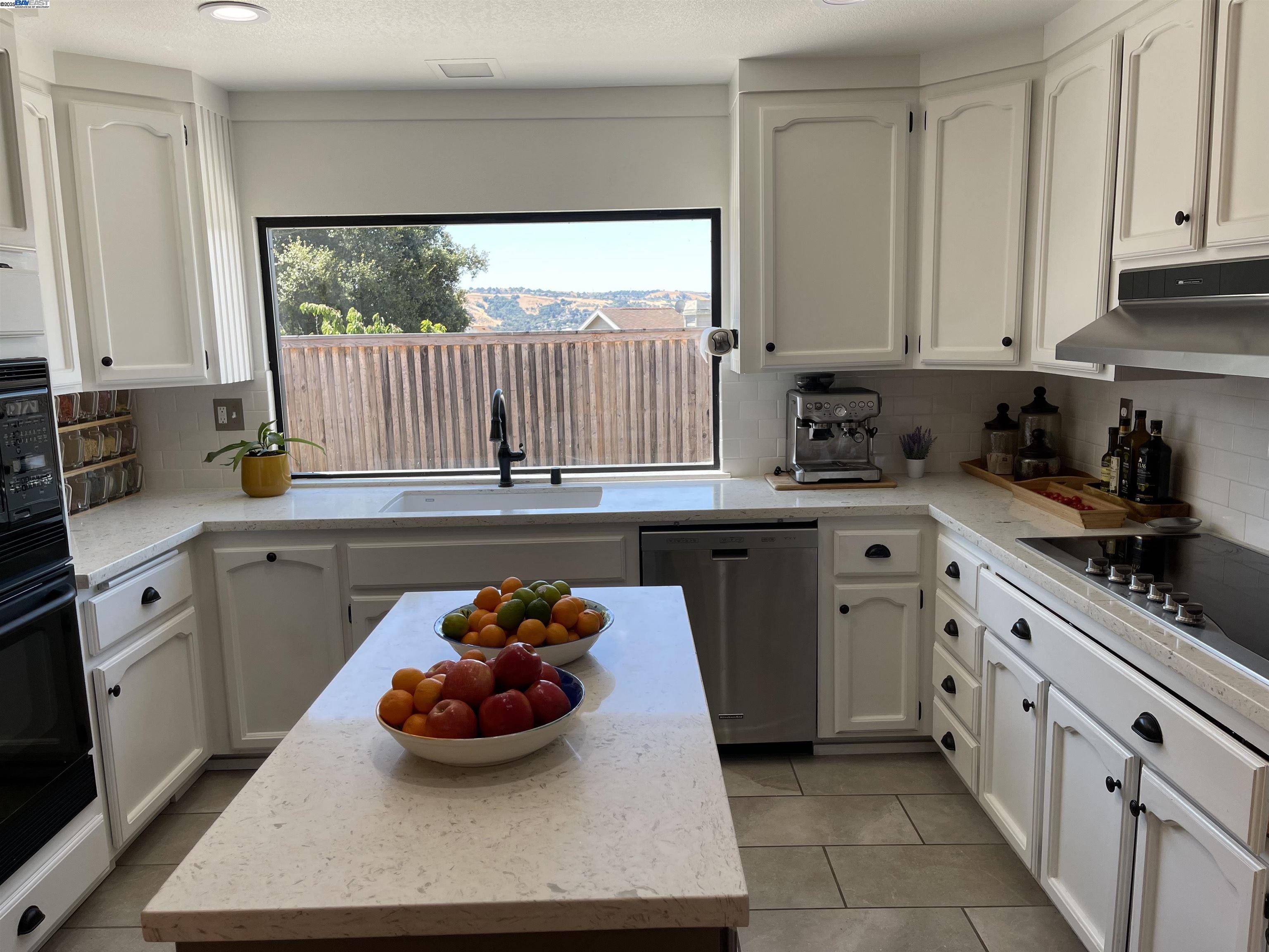 117 Winter Harbor Pl, Vallejo, California 94591, 3 Bedrooms Bedrooms, 9 Rooms Rooms,2 BathroomsBathrooms,Residential,For Sale,117 Winter Harbor Pl,41103424