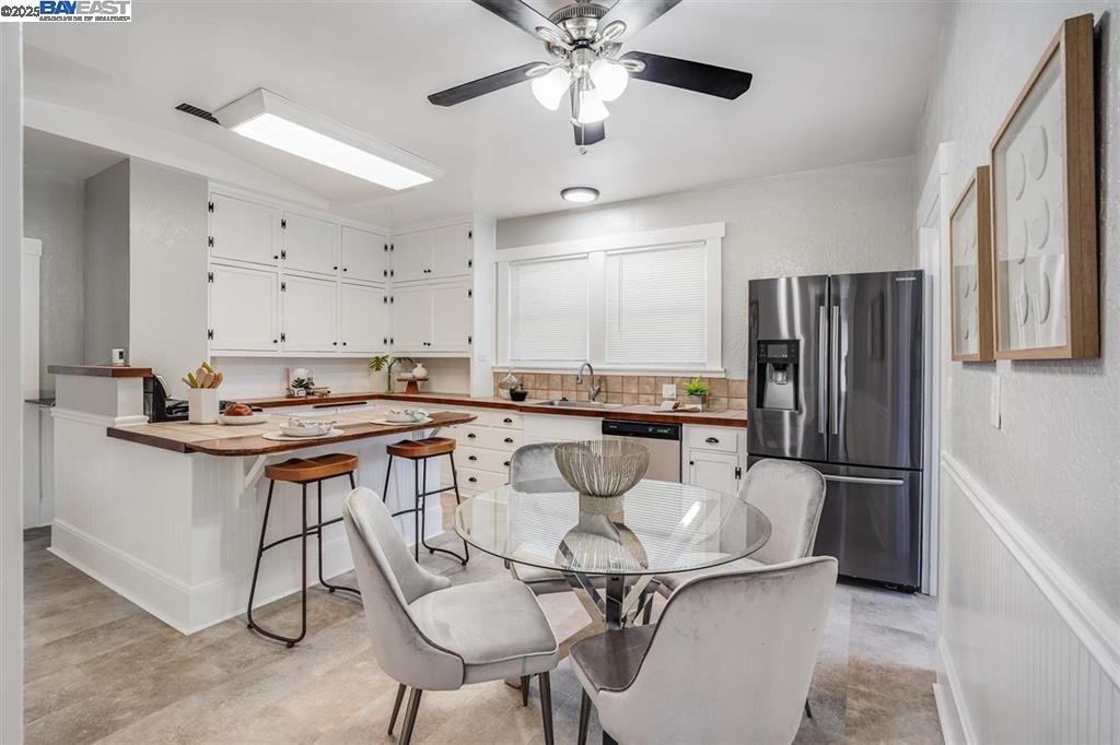 1621 D ST, Hayward, California 94541, 3 Bedrooms Bedrooms, 6 Rooms Rooms,1 BathroomBathrooms,Residential,For Sale,1621 D ST,41103425