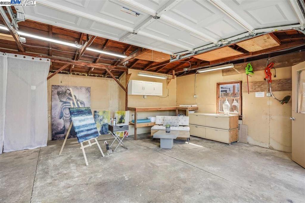 1621 D ST, Hayward, California 94541, 3 Bedrooms Bedrooms, 6 Rooms Rooms,1 BathroomBathrooms,Residential,For Sale,1621 D ST,41103425