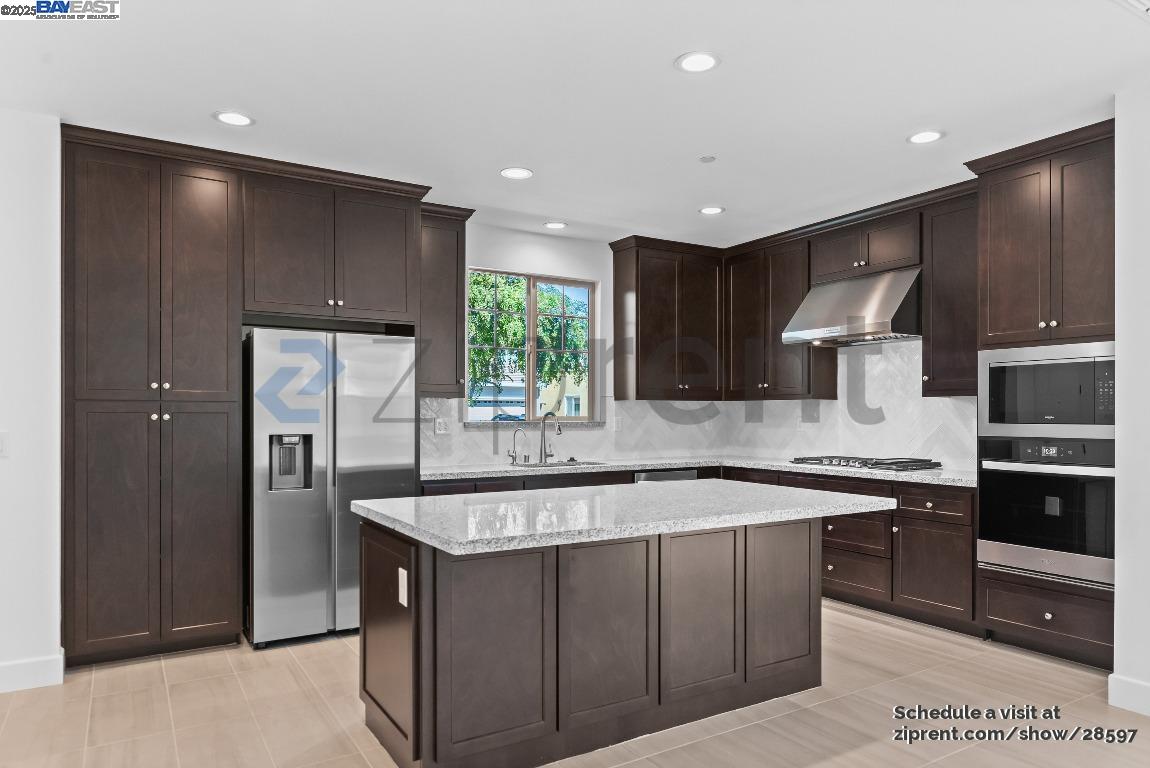 Detail Gallery Image 2 of 12 For 552 N Andalusia Way, Mountain House,  CA 95391 - 4 Beds | 3 Baths