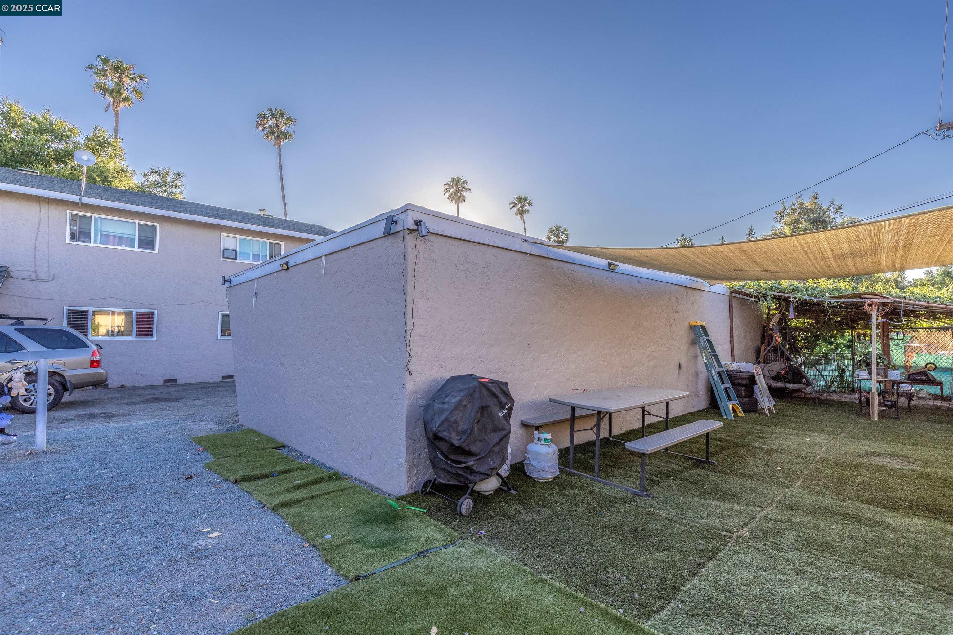 3074 Pearl Ave, San Jose, California 95136, ,Residential Income,For Sale,3074 Pearl Ave,41103428