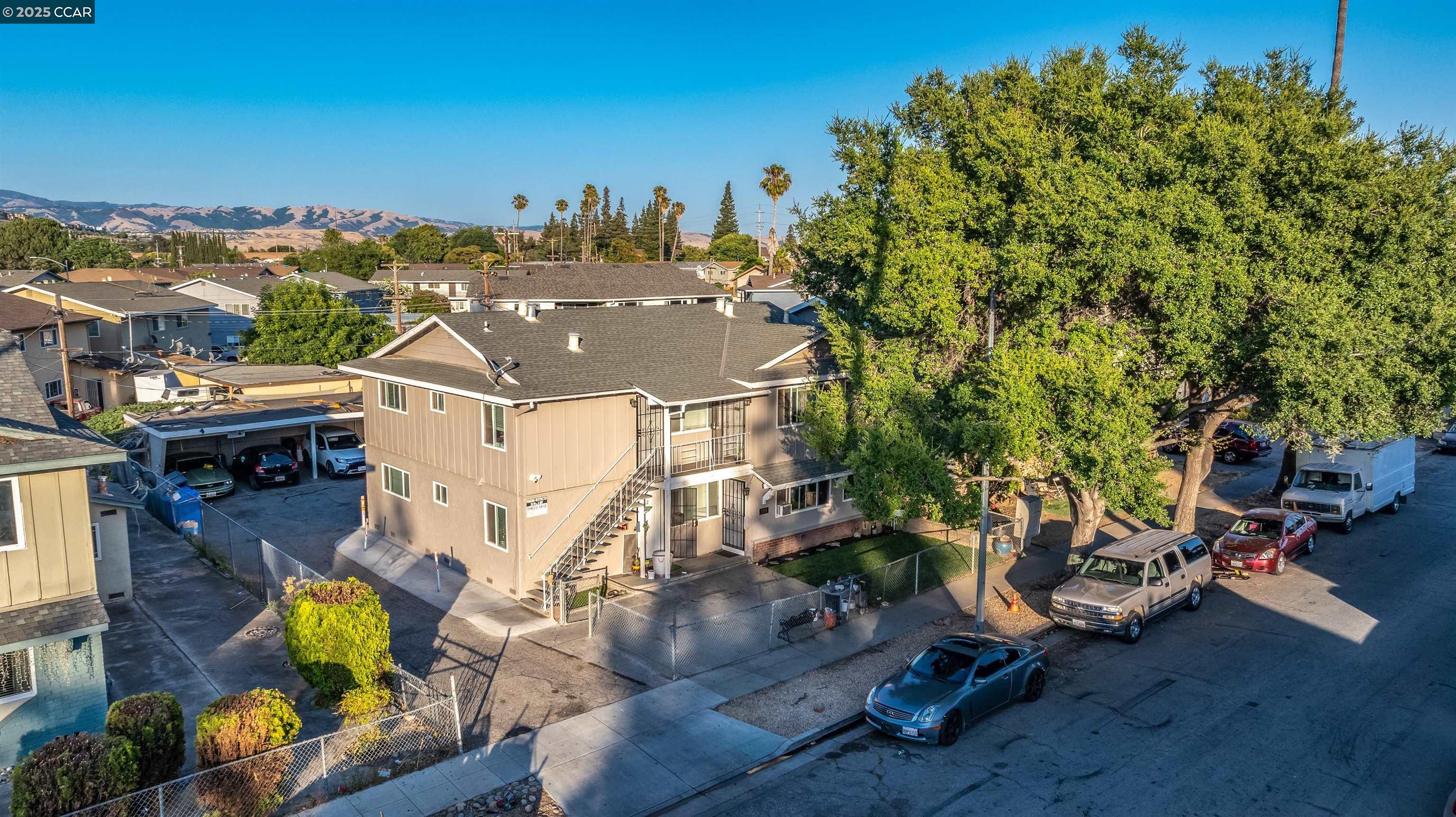 3074 Pearl Ave, San Jose, California 95136, ,Residential Income,For Sale,3074 Pearl Ave,41103428