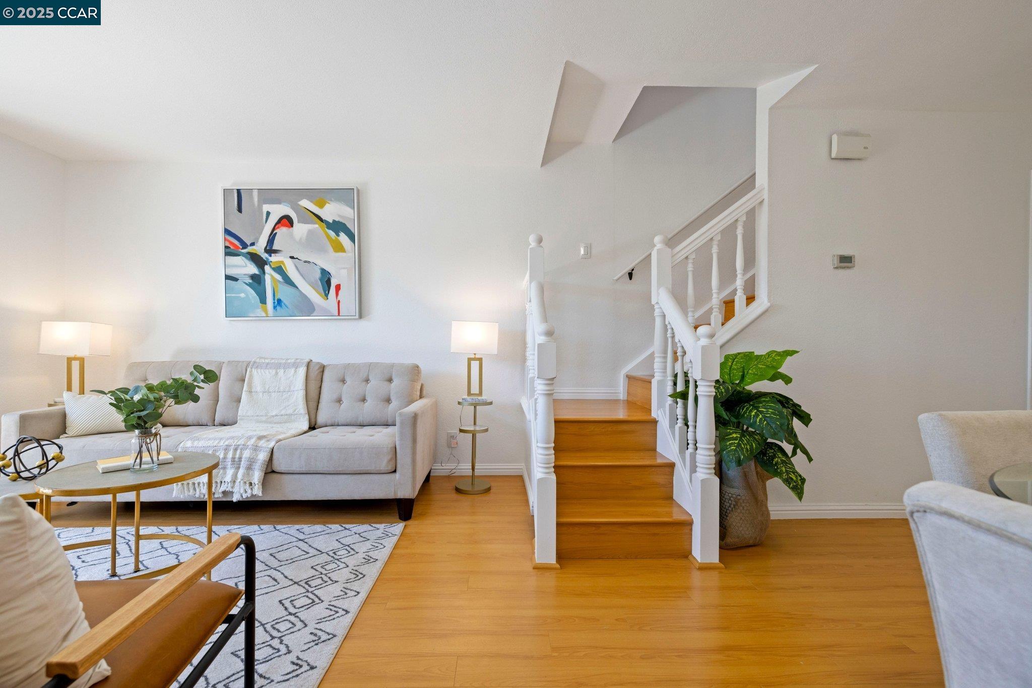 Photo #4: 41103429 Listing 