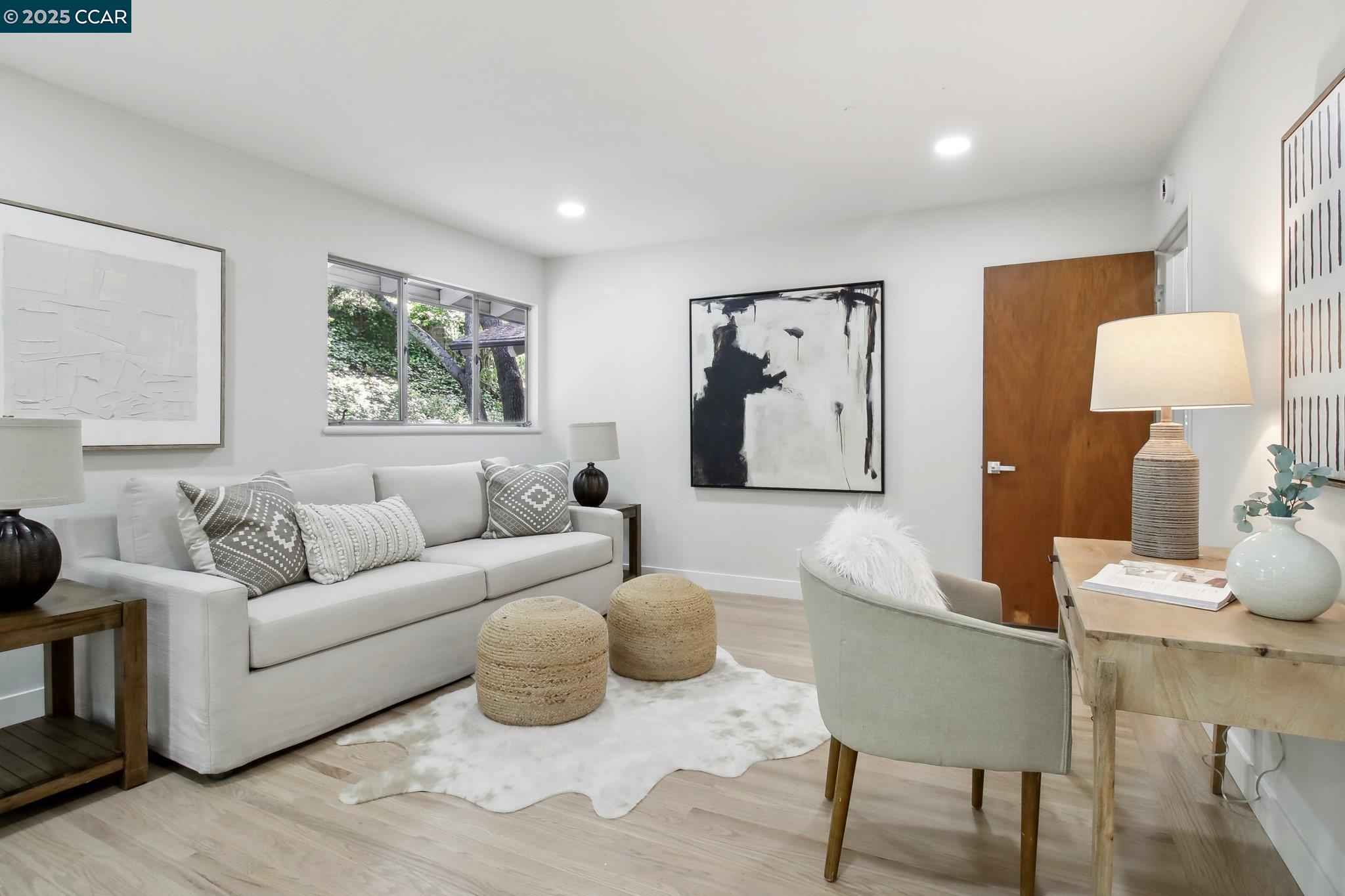 30 La Cuesta Rd, Orinda, California 94563, 3 Bedrooms Bedrooms, 9 Rooms Rooms,3 BathroomsBathrooms,Residential,For Sale,30 La Cuesta Rd,41103430