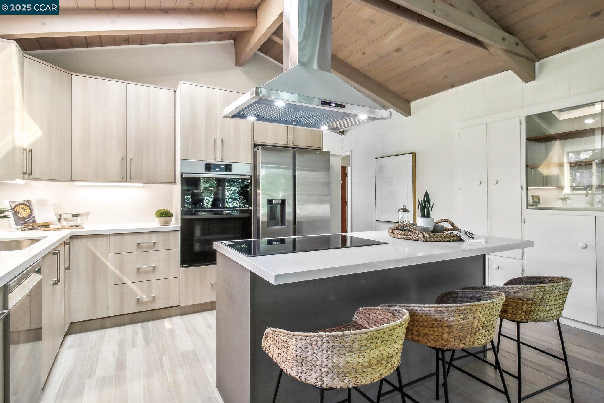 30 La Cuesta Rd, Orinda, California 94563, 3 Bedrooms Bedrooms, 9 Rooms Rooms,3 BathroomsBathrooms,Residential,For Sale,30 La Cuesta Rd,41103430