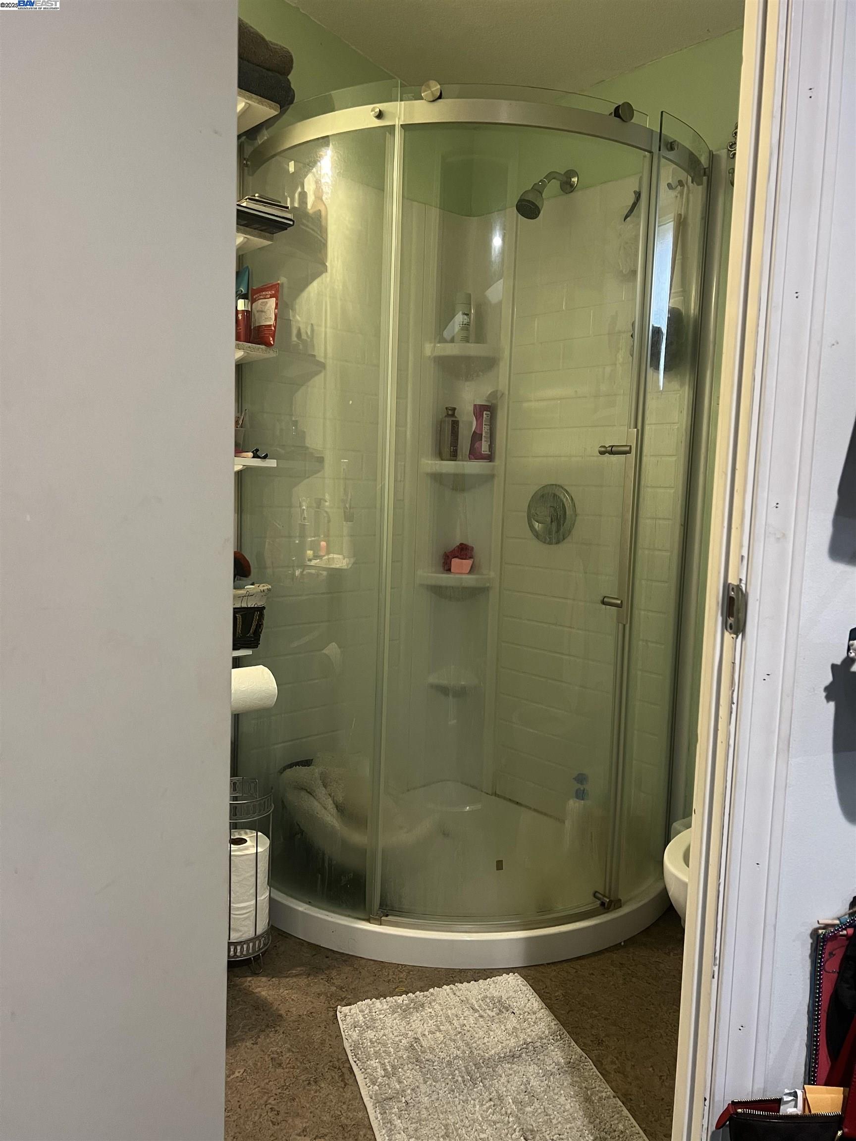124 BENJAMIN ST, Vallejo, California 94589, 3 Bedrooms Bedrooms, 5 Rooms Rooms,2 BathroomsBathrooms,Residential,For Sale,124 BENJAMIN ST,41103431