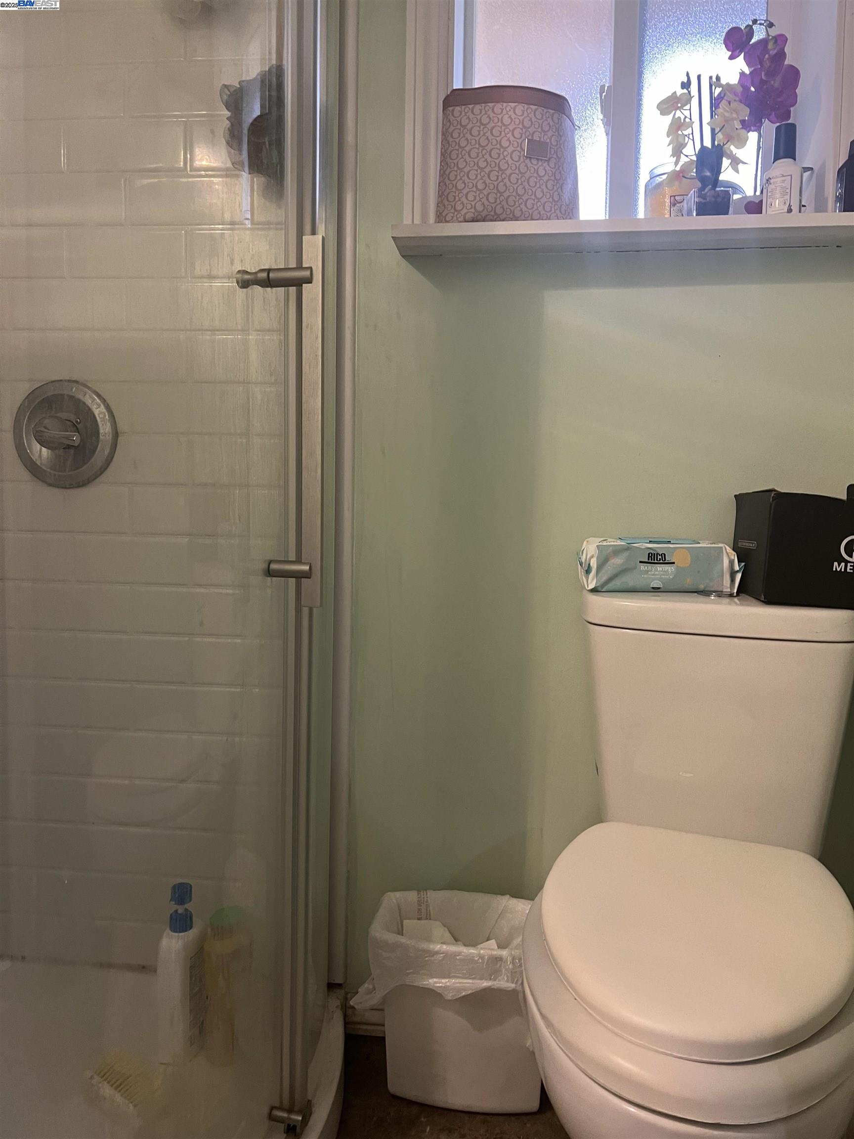 124 BENJAMIN ST, Vallejo, California 94589, 3 Bedrooms Bedrooms, 5 Rooms Rooms,2 BathroomsBathrooms,Residential,For Sale,124 BENJAMIN ST,41103431