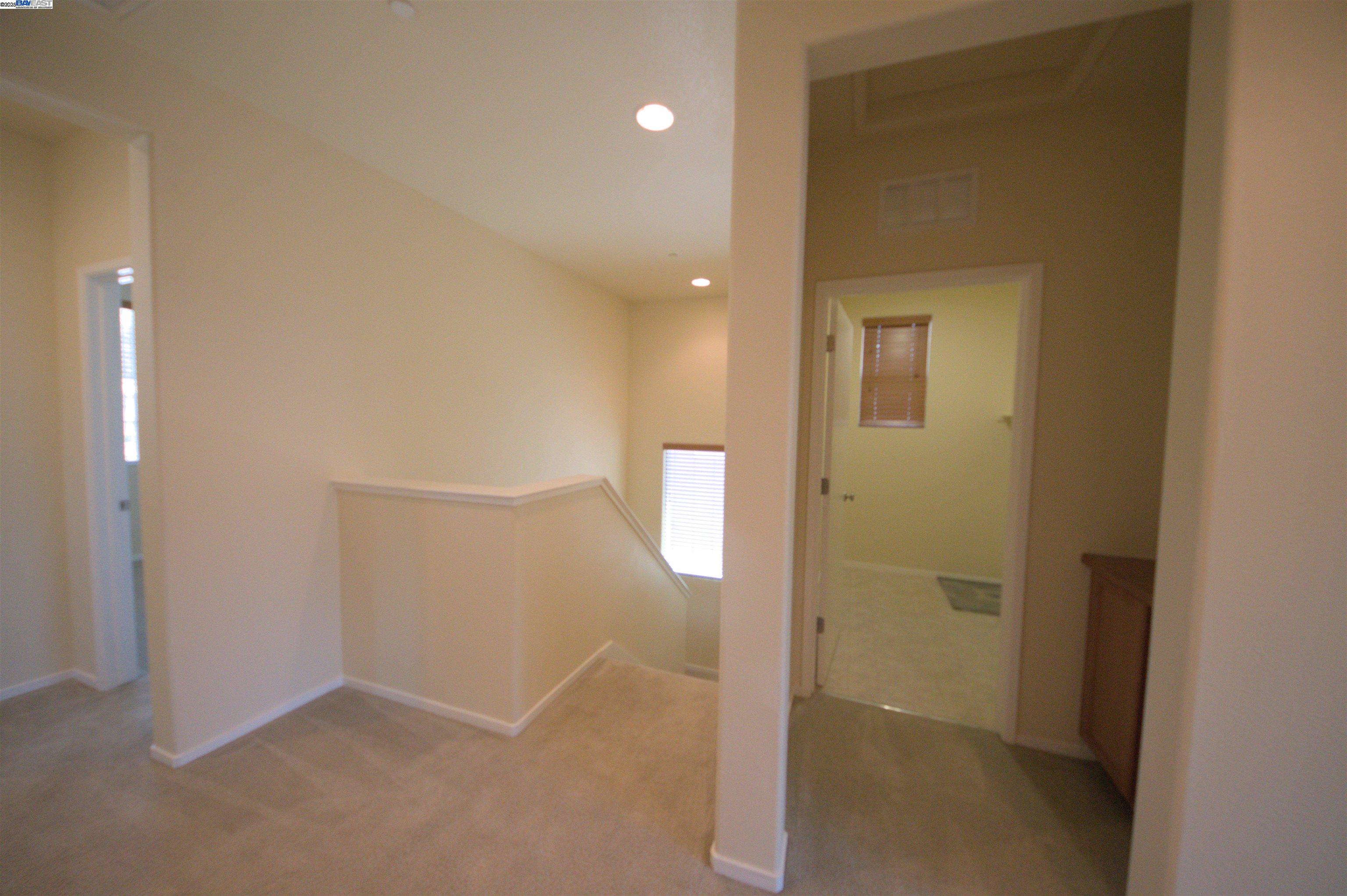 Detail Gallery Image 19 of 39 For 549 Chaparral Loop, Vacaville,  CA 95688 - 3 Beds | 2/1 Baths