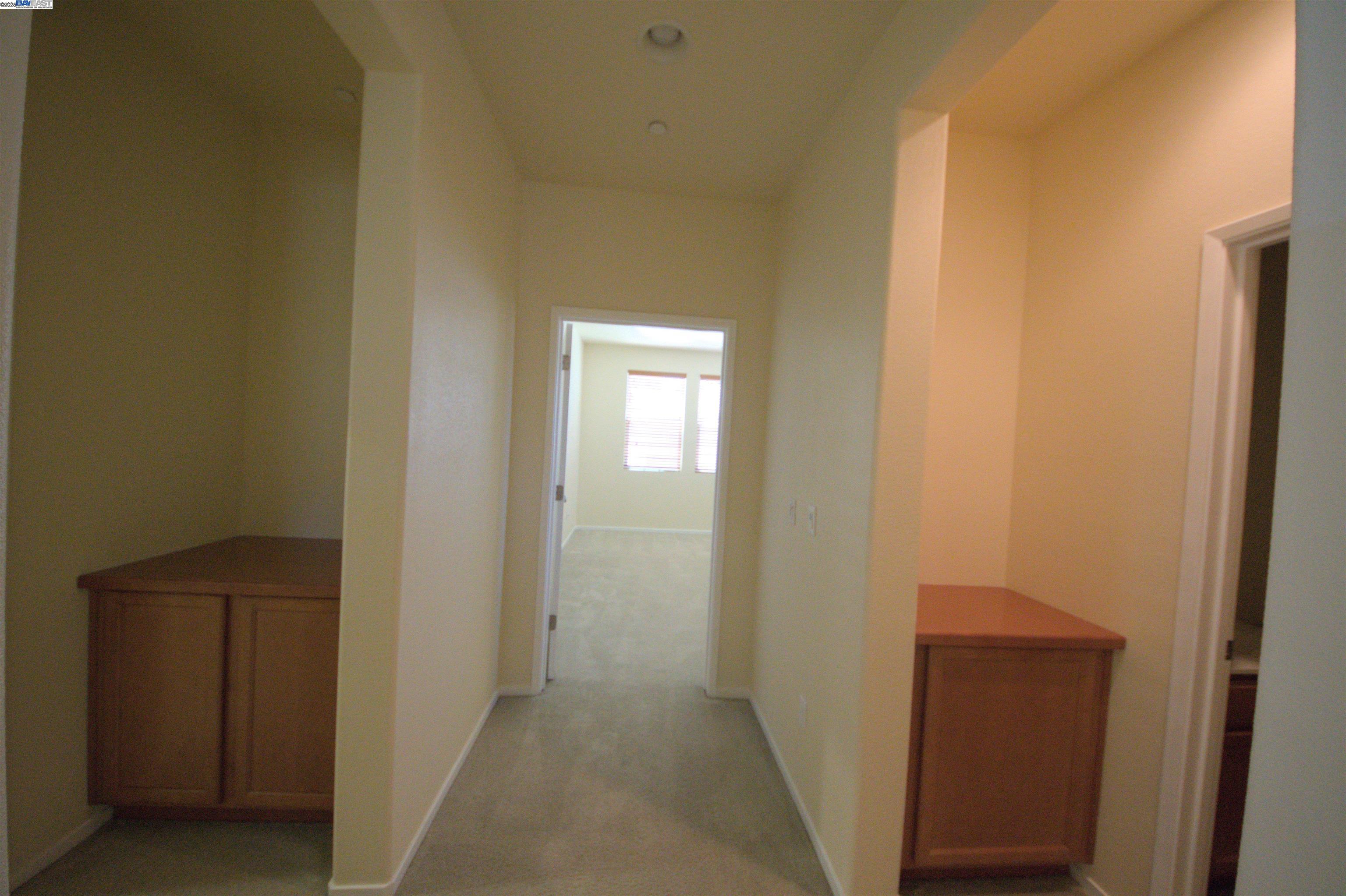 Detail Gallery Image 30 of 39 For 549 Chaparral Loop, Vacaville,  CA 95688 - 3 Beds | 2/1 Baths