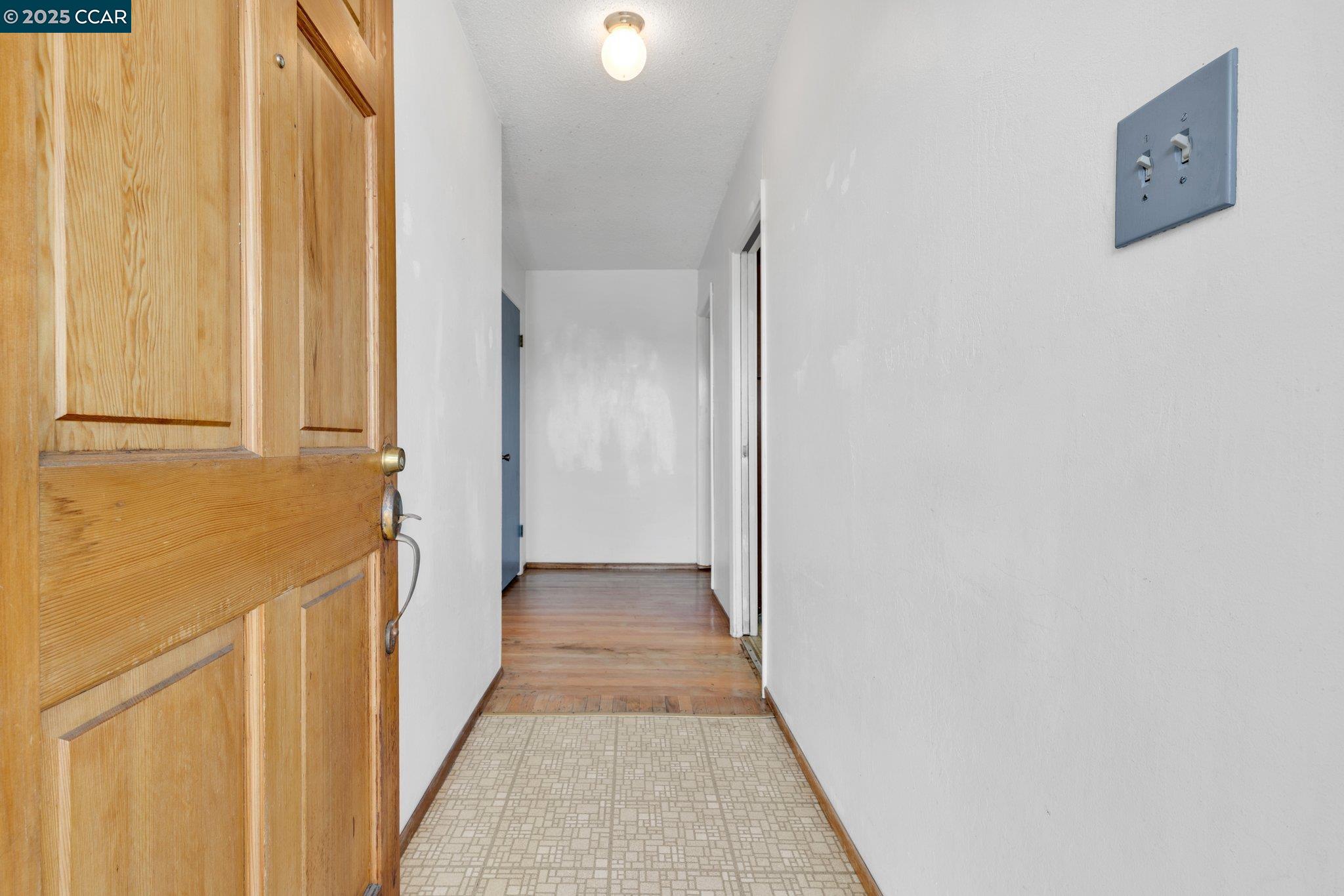 1150 Rolling Hill Way, Martinez, California 94553, 3 Bedrooms Bedrooms, 6 Rooms Rooms,2 BathroomsBathrooms,Residential,For Sale,1150 Rolling Hill Way,41103434
