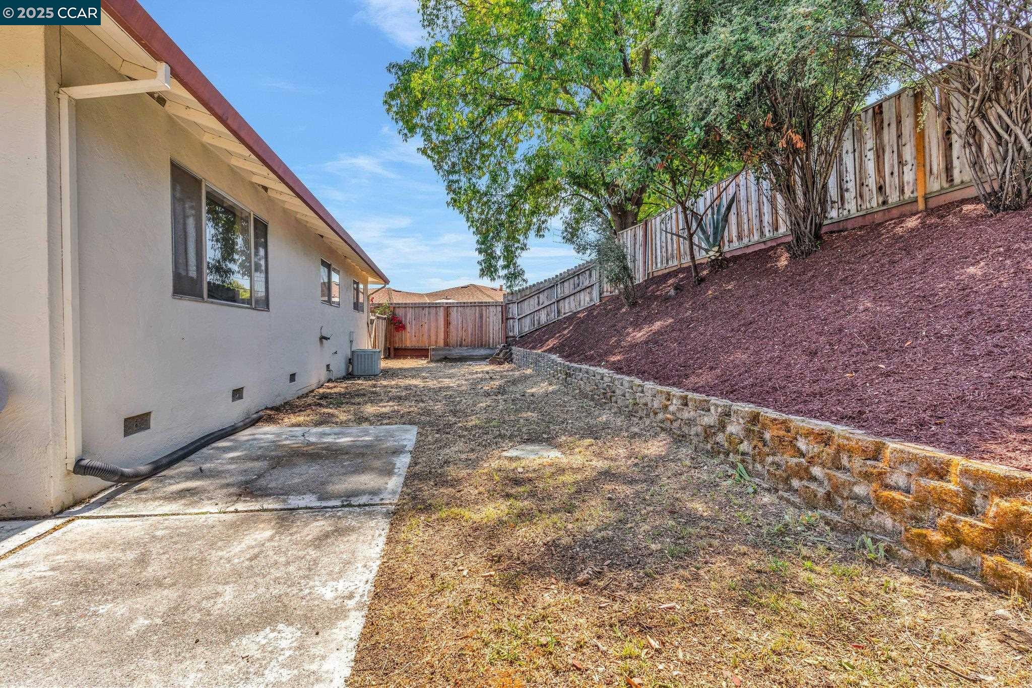 1150 Rolling Hill Way, Martinez, California 94553, 3 Bedrooms Bedrooms, 6 Rooms Rooms,2 BathroomsBathrooms,Residential,For Sale,1150 Rolling Hill Way,41103434