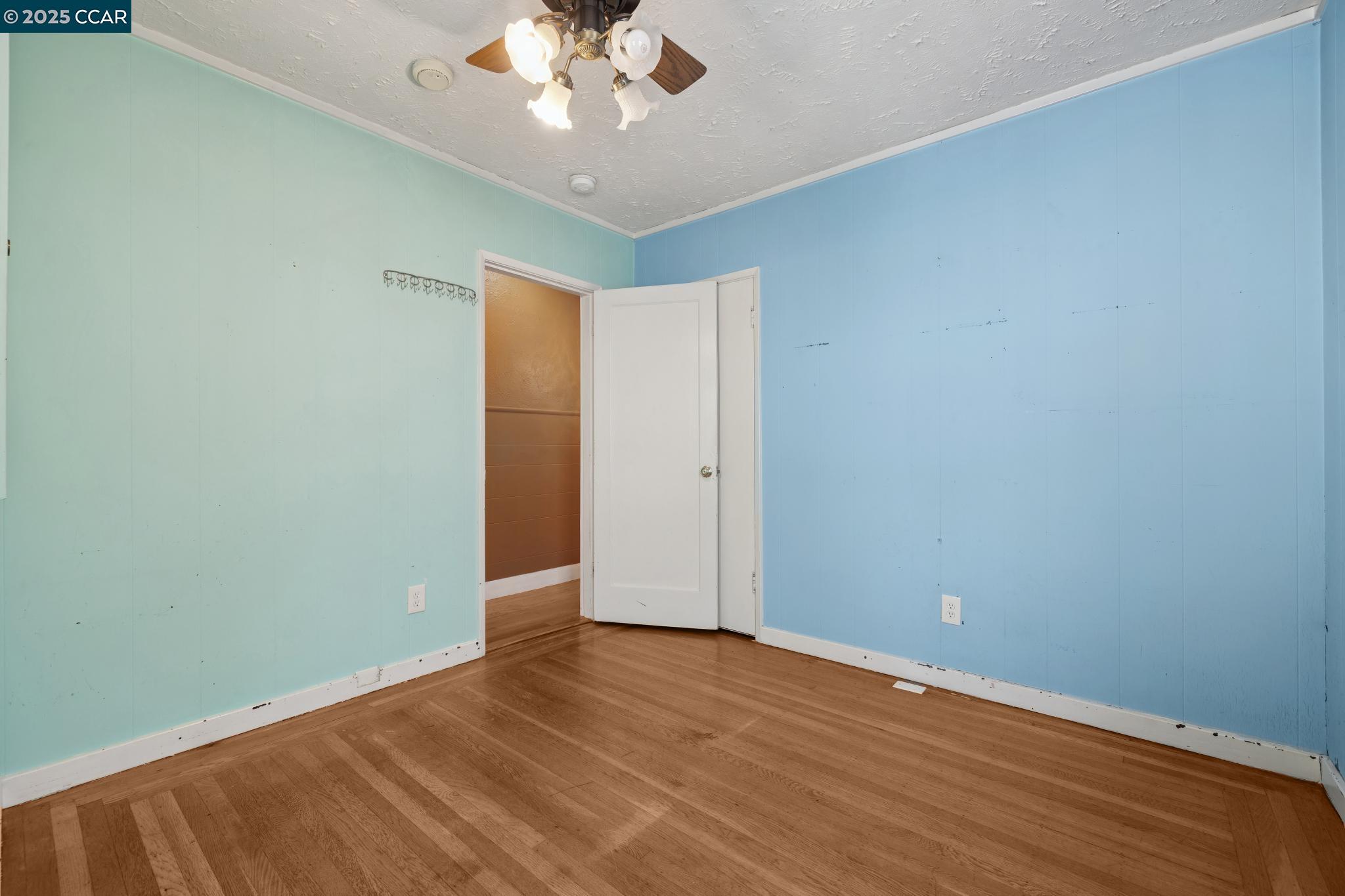 3616 Wisconsin St, Oakland, California 94619, 2 Bedrooms Bedrooms, 5 Rooms Rooms,1 BathroomBathrooms,Residential,For Sale,3616 Wisconsin St,41103435
