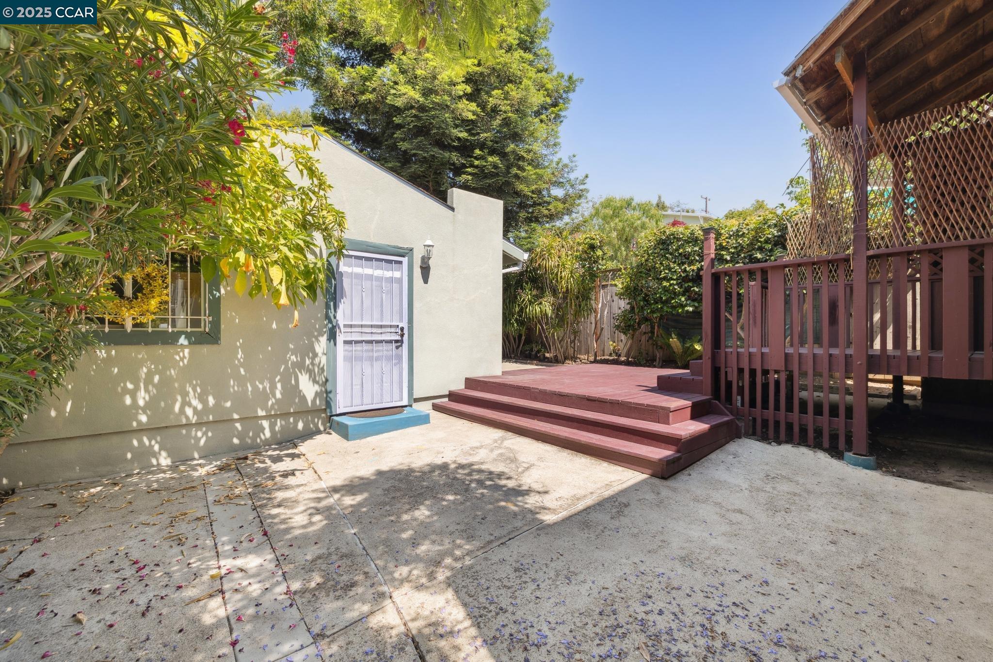 3616 Wisconsin St, Oakland, California 94619, 2 Bedrooms Bedrooms, 5 Rooms Rooms,1 BathroomBathrooms,Residential,For Sale,3616 Wisconsin St,41103435