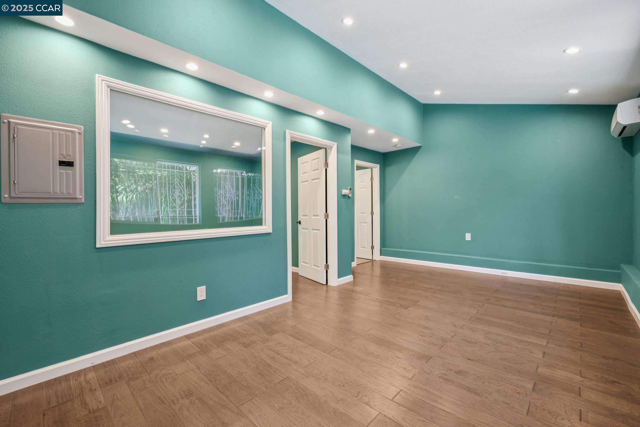 3616 Wisconsin St, Oakland, California 94619, 2 Bedrooms Bedrooms, 5 Rooms Rooms,1 BathroomBathrooms,Residential,For Sale,3616 Wisconsin St,41103435