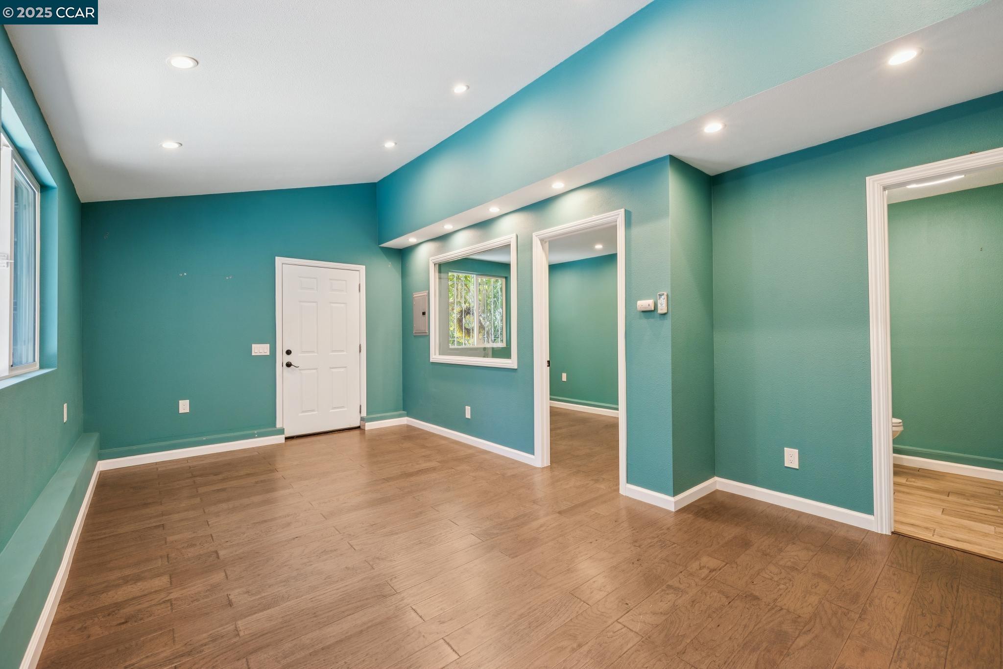 3616 Wisconsin St, Oakland, California 94619, 2 Bedrooms Bedrooms, 5 Rooms Rooms,1 BathroomBathrooms,Residential,For Sale,3616 Wisconsin St,41103435