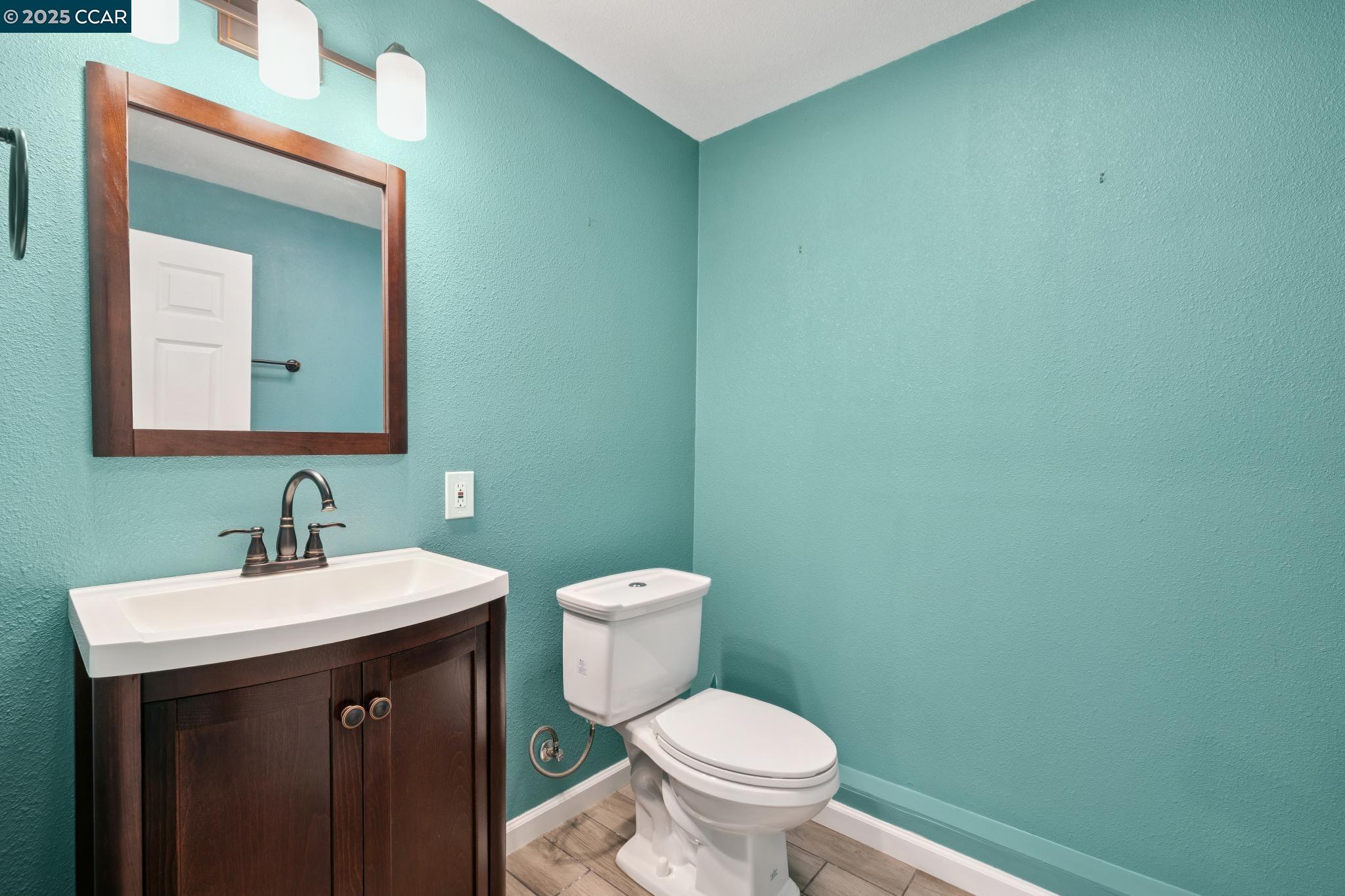 3616 Wisconsin St, Oakland, California 94619, 2 Bedrooms Bedrooms, 5 Rooms Rooms,1 BathroomBathrooms,Residential,For Sale,3616 Wisconsin St,41103435